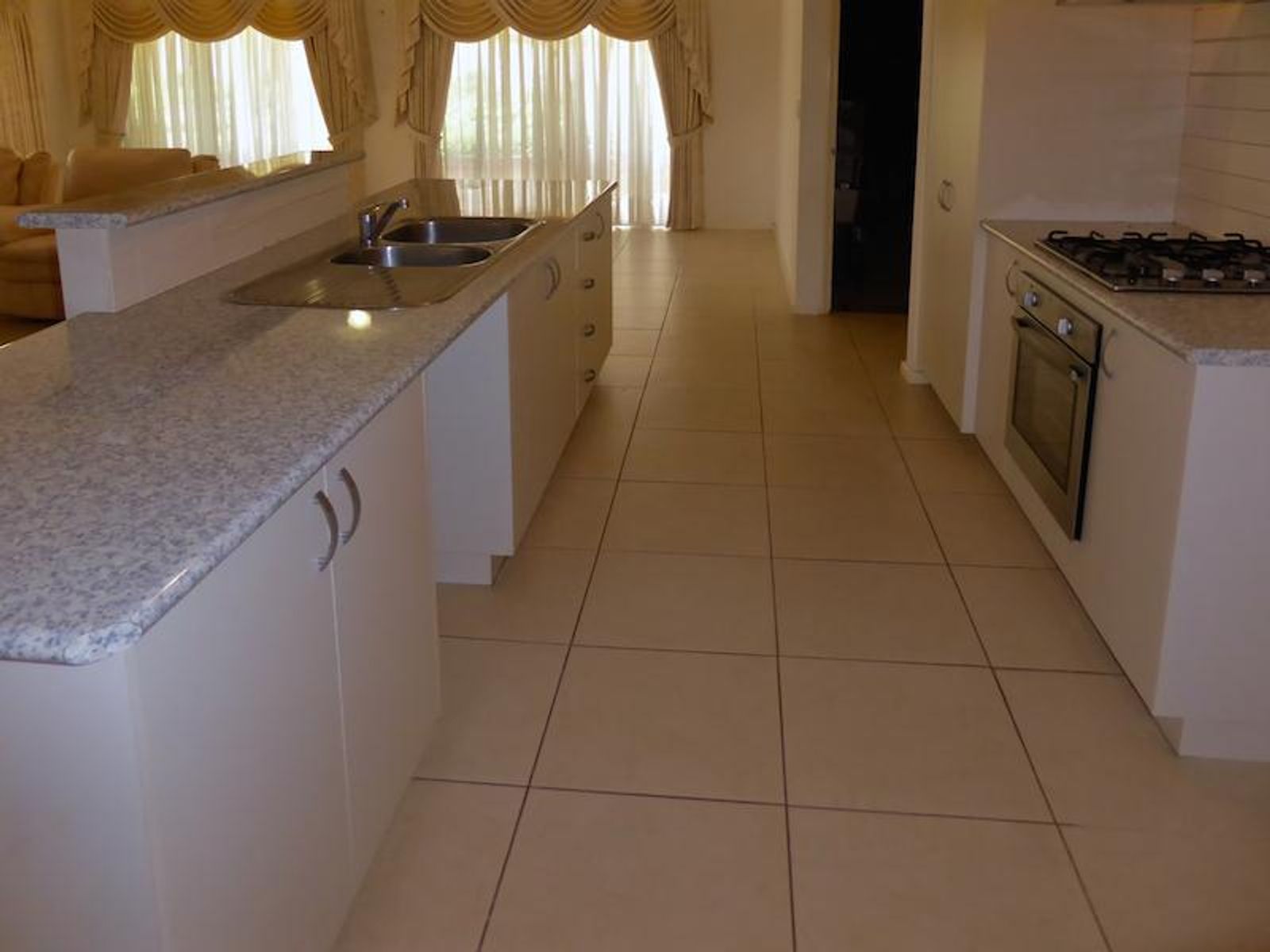 137 Throssell Street, Northam WA 6401, Northam - Thumbnail 4