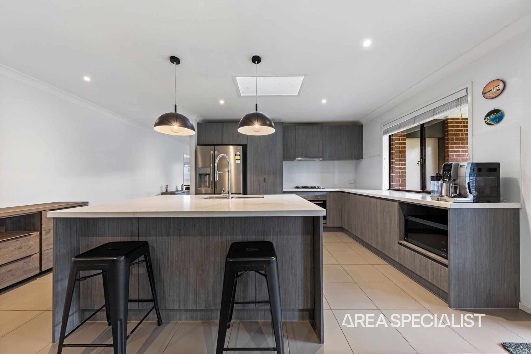 14 Eyre Place, Pakenham, VIC 3810, Pakenham - Thumbnail 3