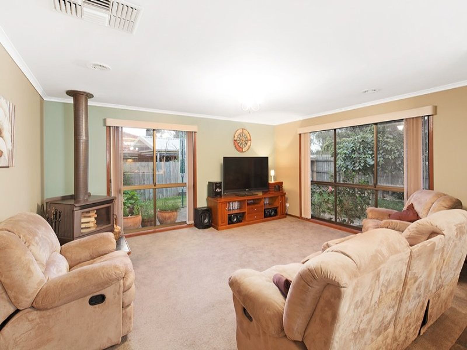 8 Yvette Court, Aspendale Gardens, VIC 3195, Aspendale Gardens - Thumbnail 7