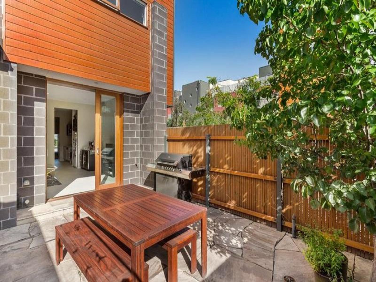 2/17 Winifred Street, Essendon North - Thumbnail 6