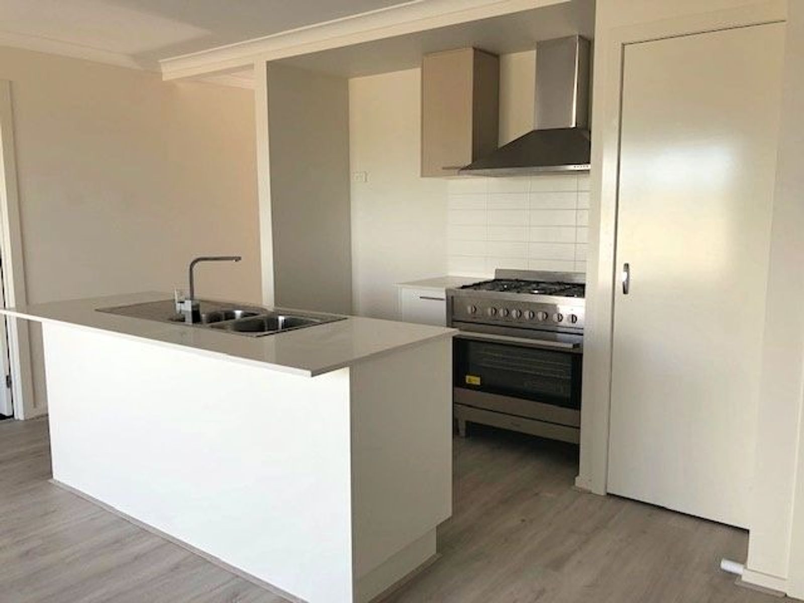 4 Farrow Place, Maddingley VIC 3340, Maddingley - Thumbnail 2