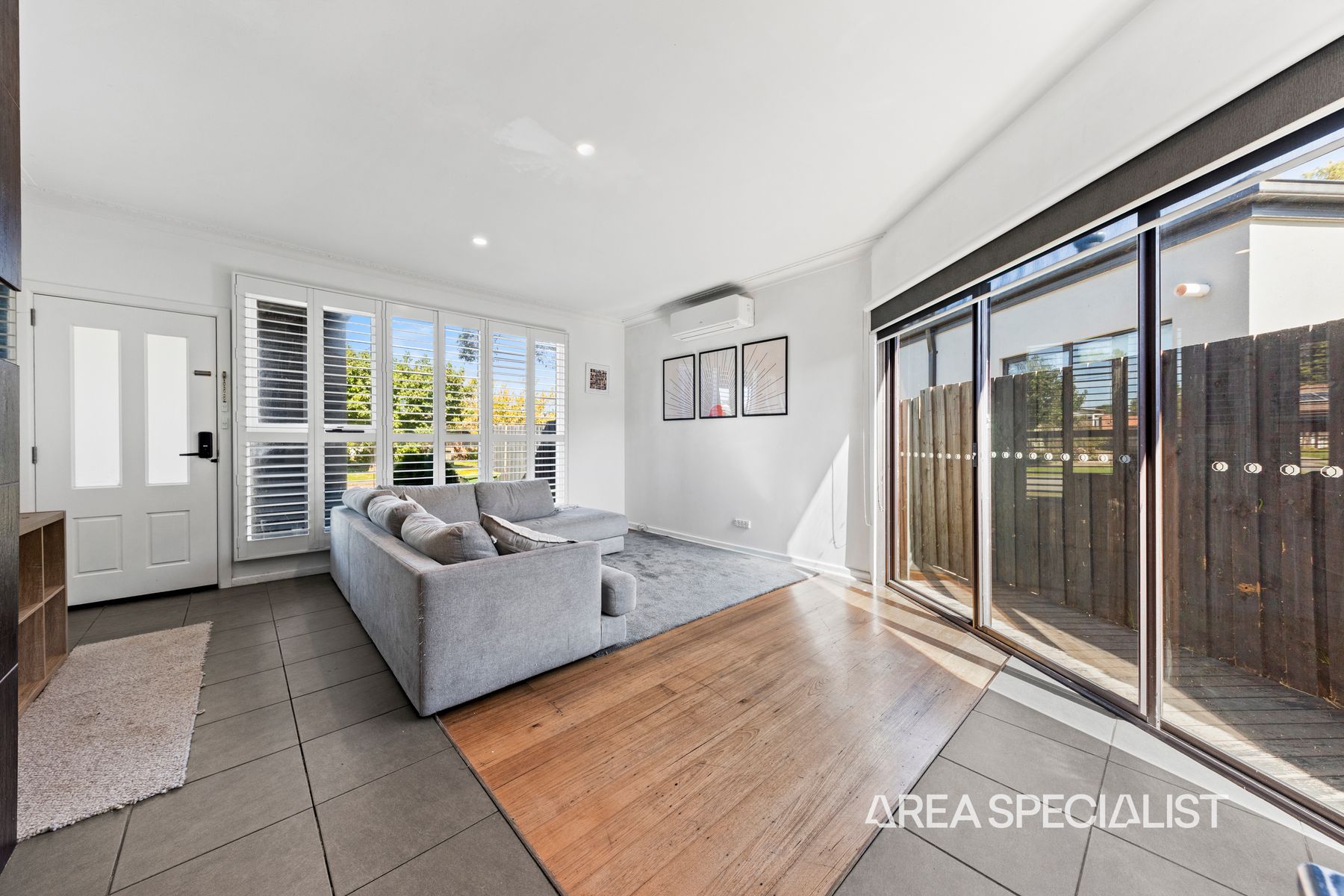 1 Maughan Road, Koo Wee Rup, Koo Wee Rup - Thumbnail 3