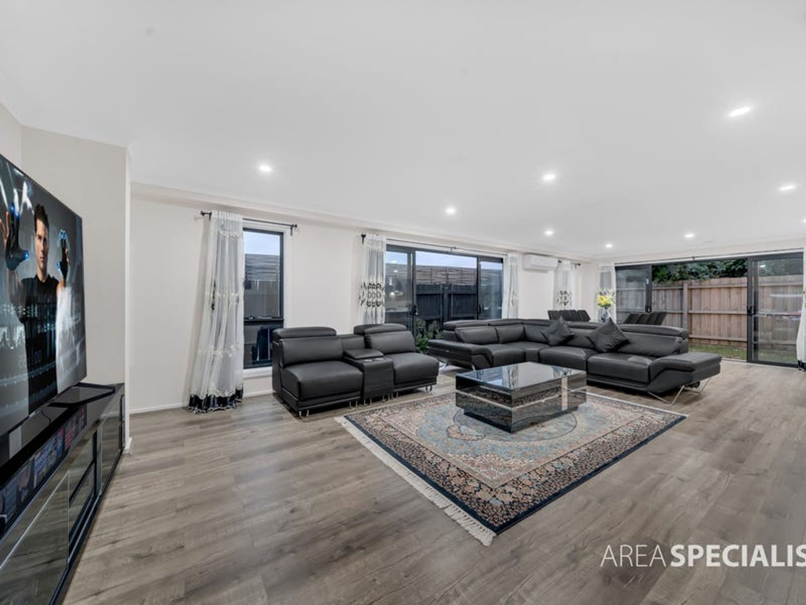 11A Plateau Crescent, Hampton Park, VIC 3976, Hampton Park - Thumbnail 4