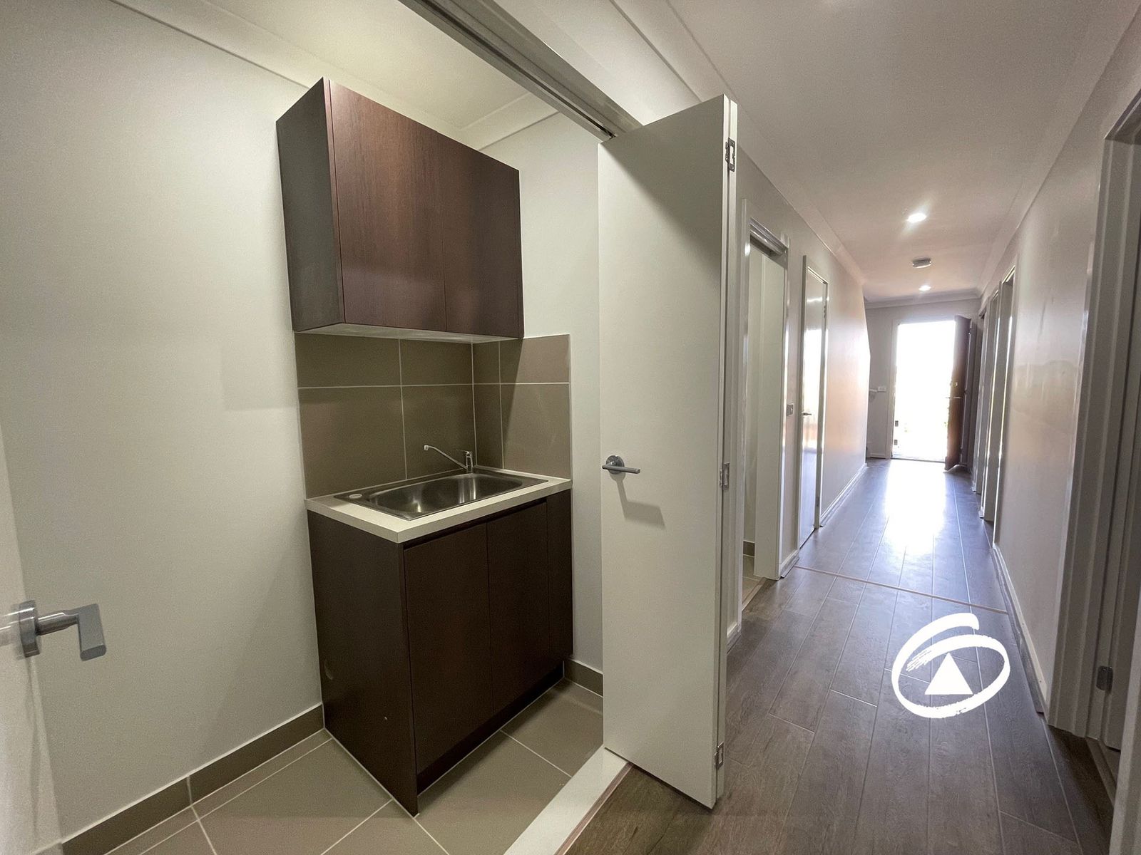 2 Guell Lane, Clyde North VIC 3978, Clyde North - Thumbnail 7