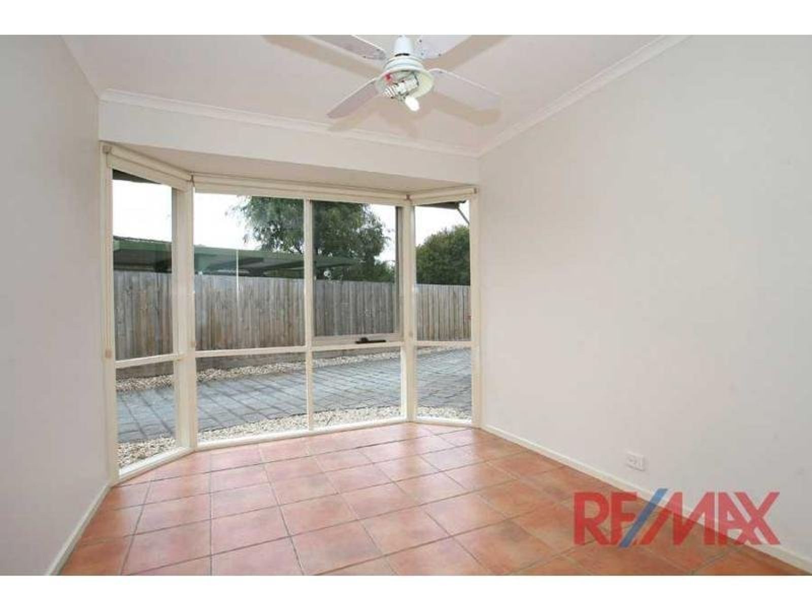 40 Gipps Crescent, Cranbourne, VIC 3977, Cranbourne - Thumbnail 4