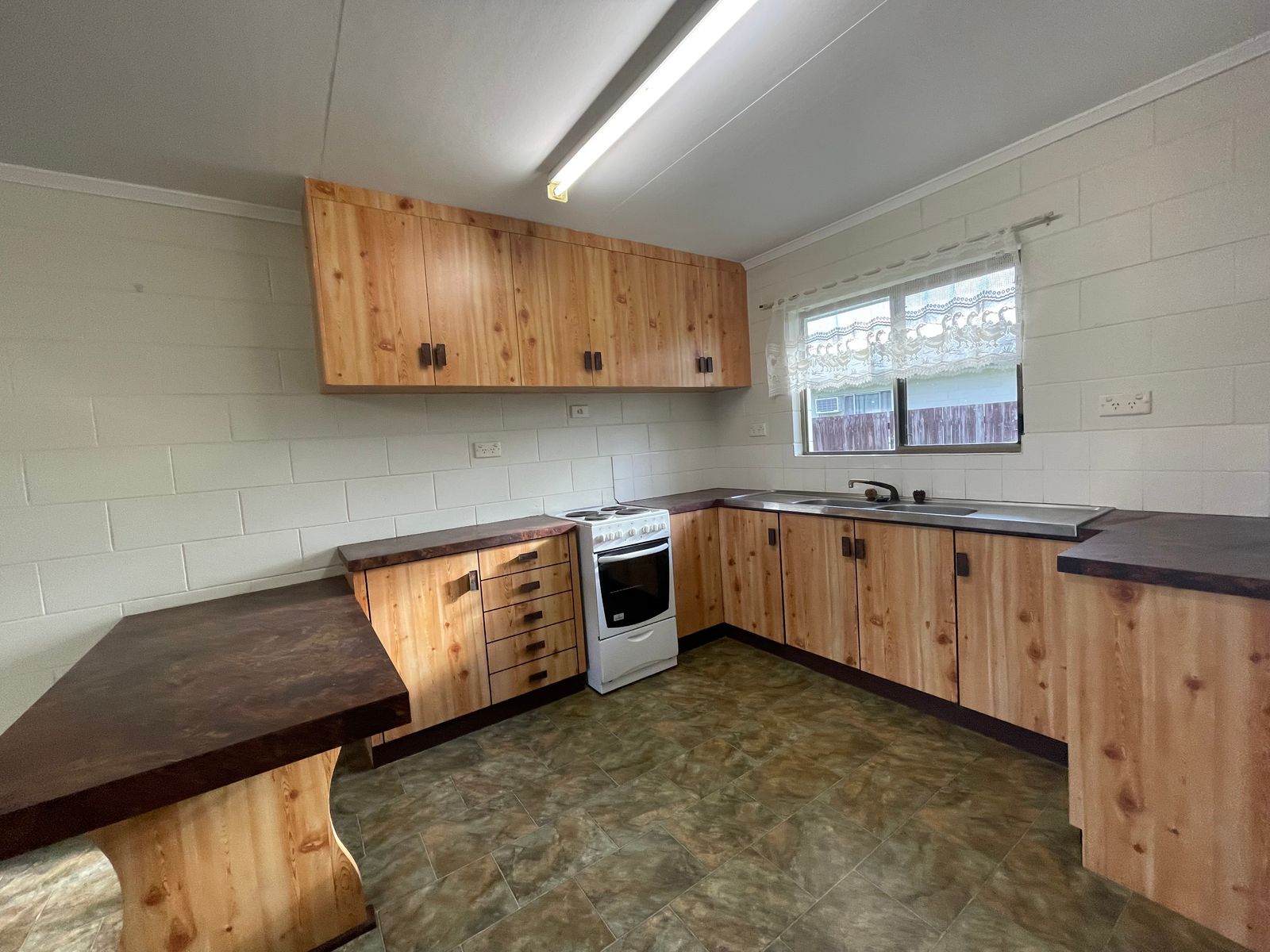 20 Nelson Street, Innisfail Estate QLD 4860, Innisfail Estate - Thumbnail 3