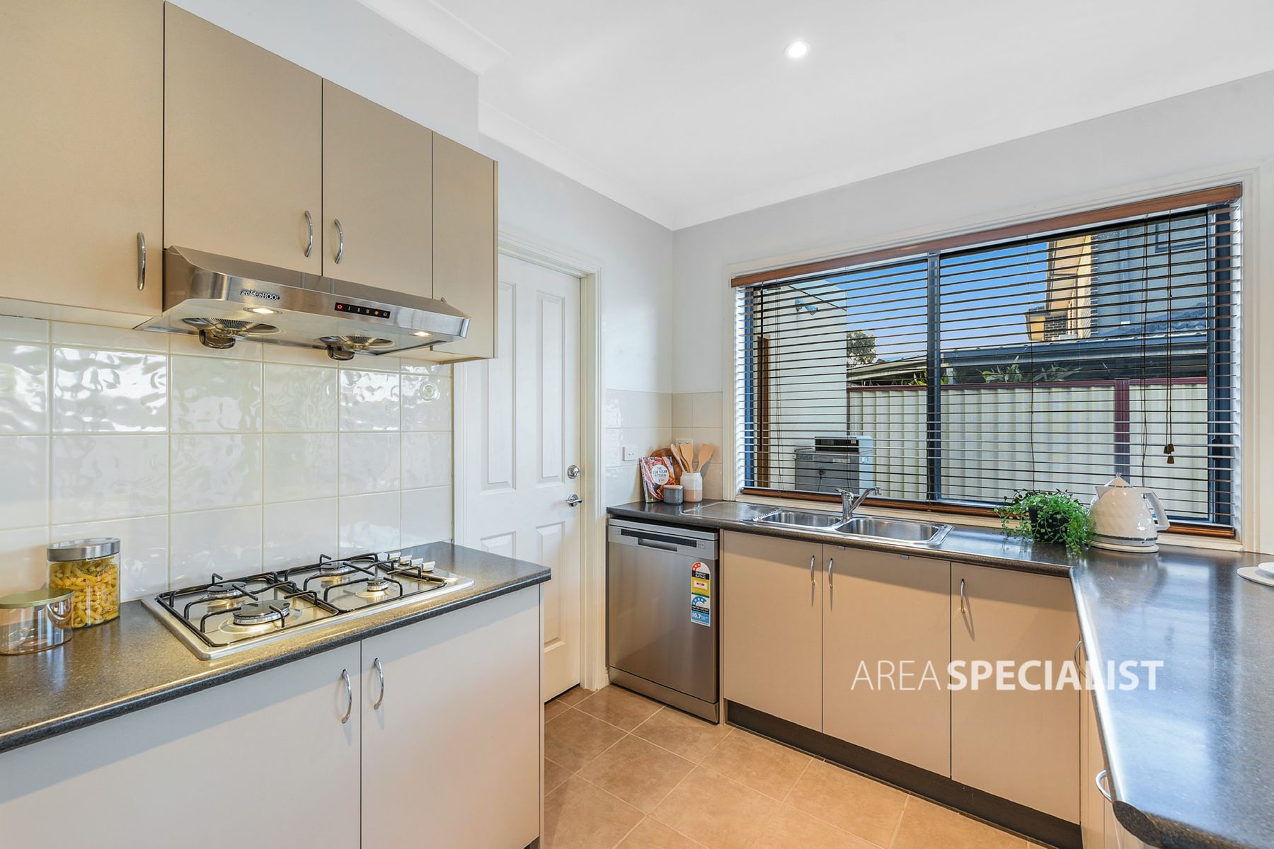 2/21 Treesbank Avenue, Springvale, VIC 3171, Springvale - Thumbnail 7