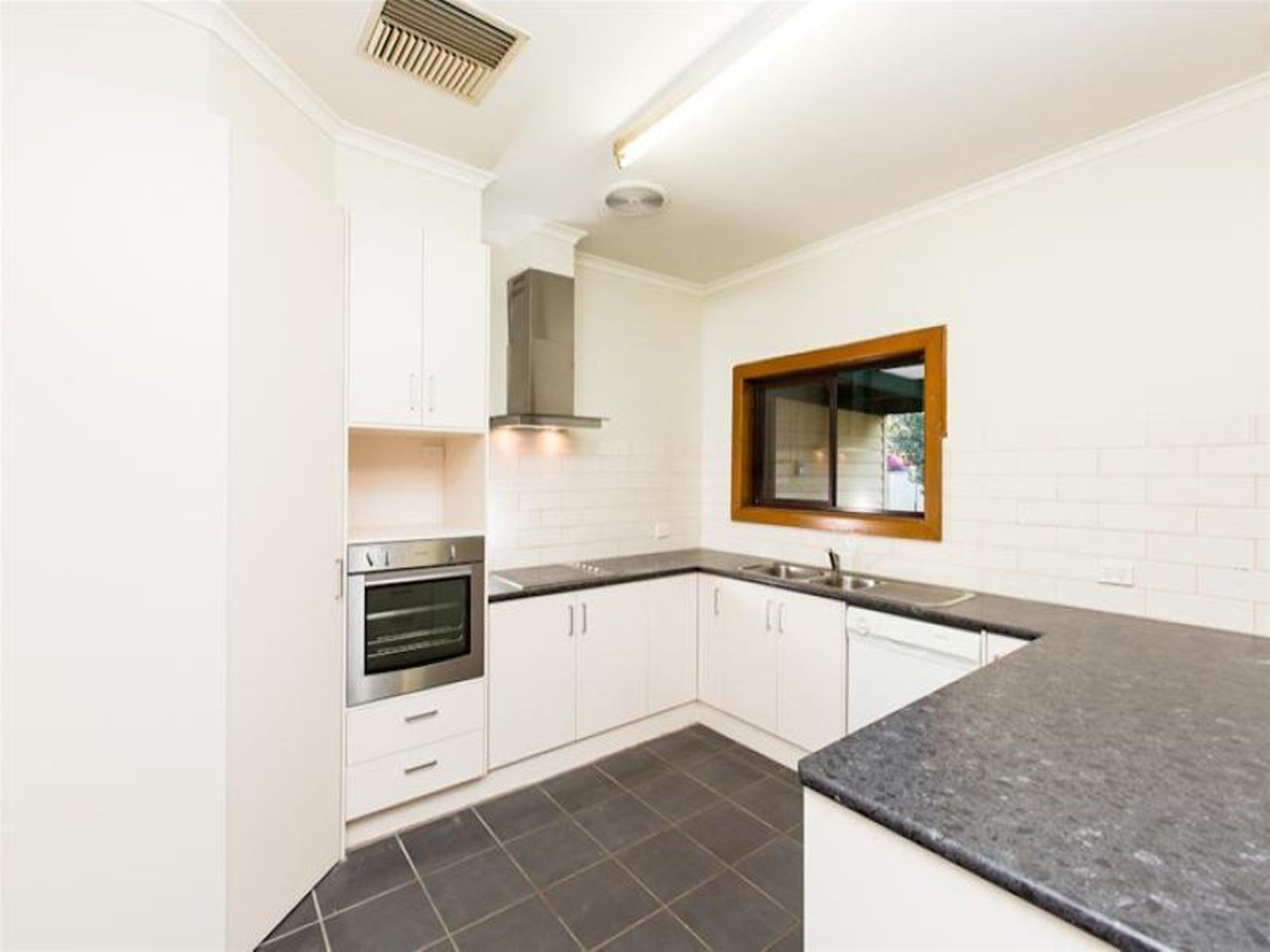 6 Valencia Avenue, Mildura - Thumbnail 4