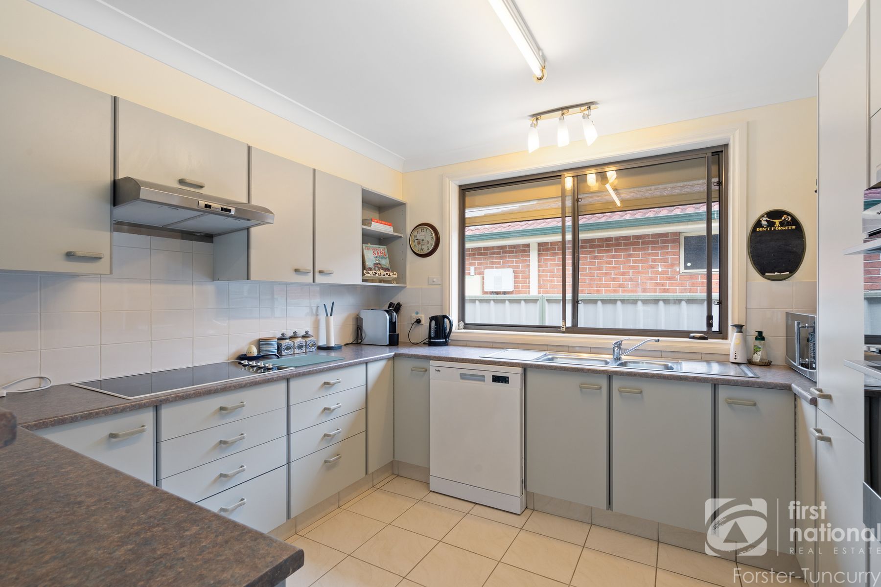 6 Colleena Place, Tuncurry NSW 2428, Tuncurry - Thumbnail 5