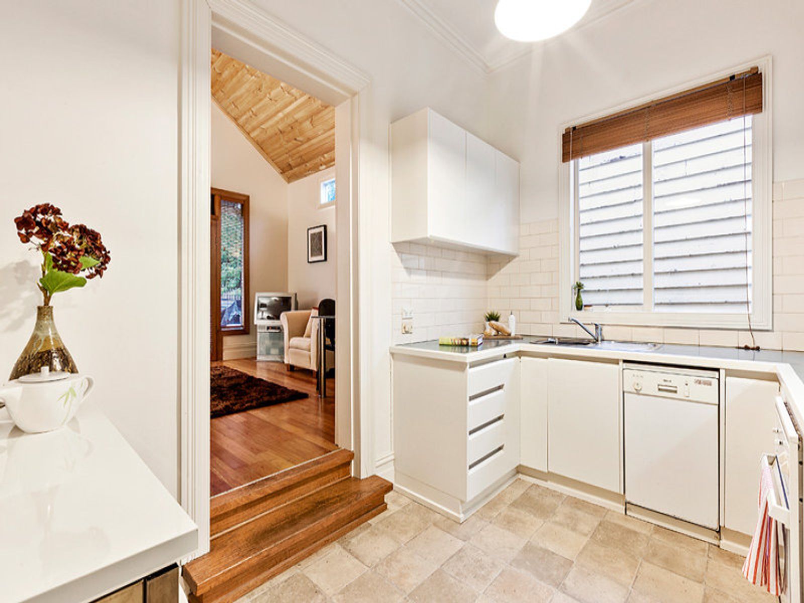 30 McConnell Street, Kensington - Thumbnail 4