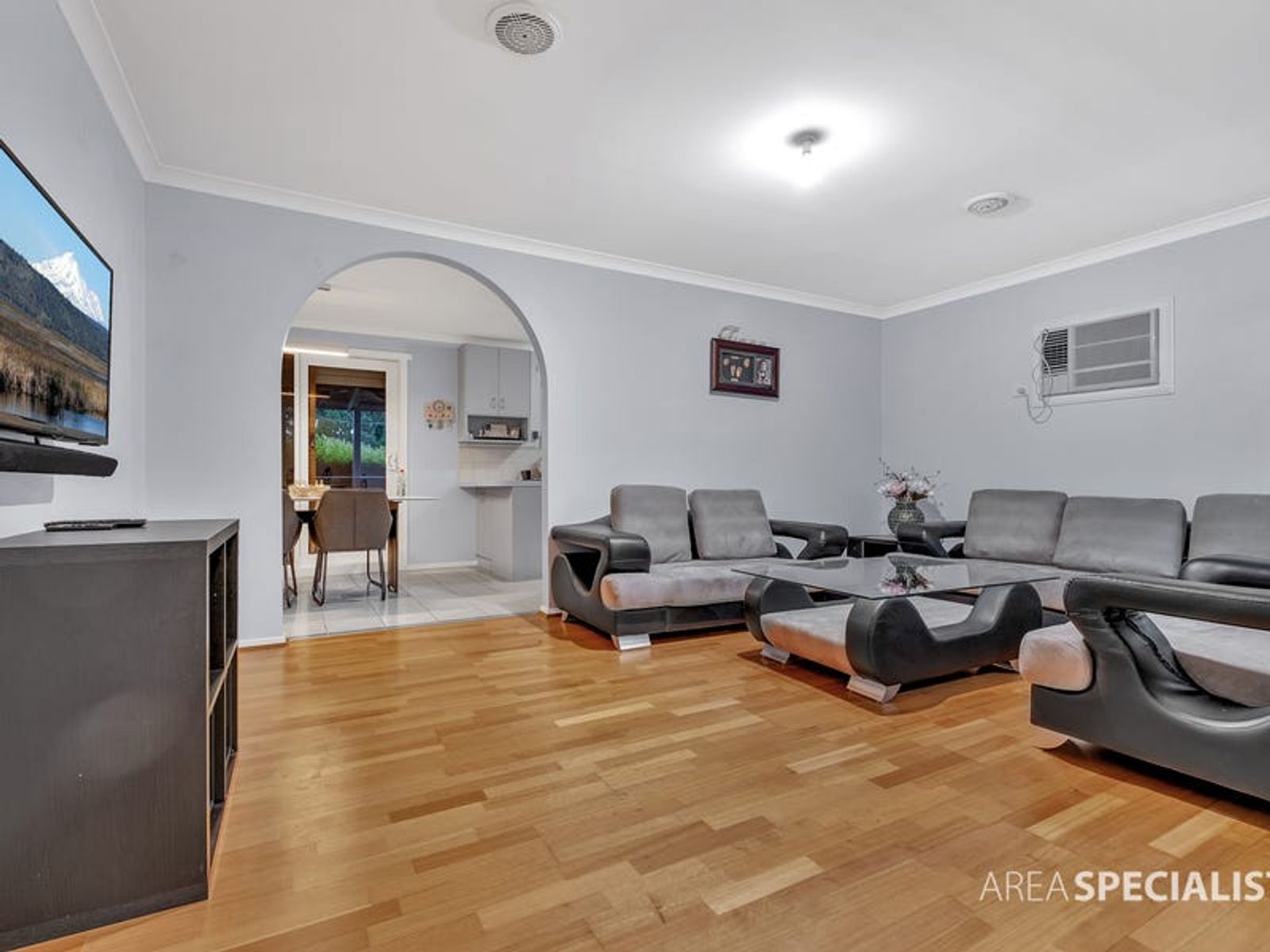 16 Lesley Drive, Hampton Park, VIC 3976, Hampton Park - Thumbnail 4