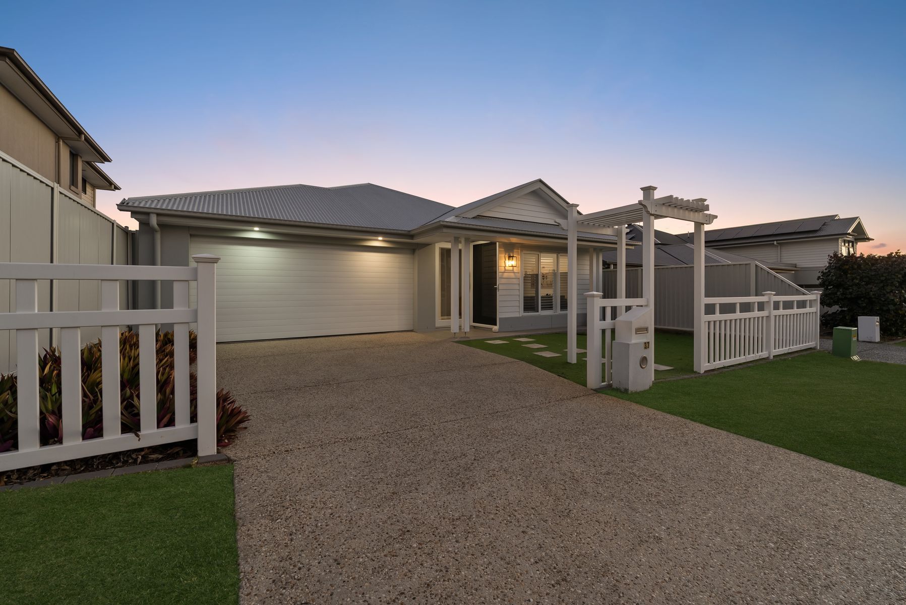 33 Garden Road, Greenbank - Image 1