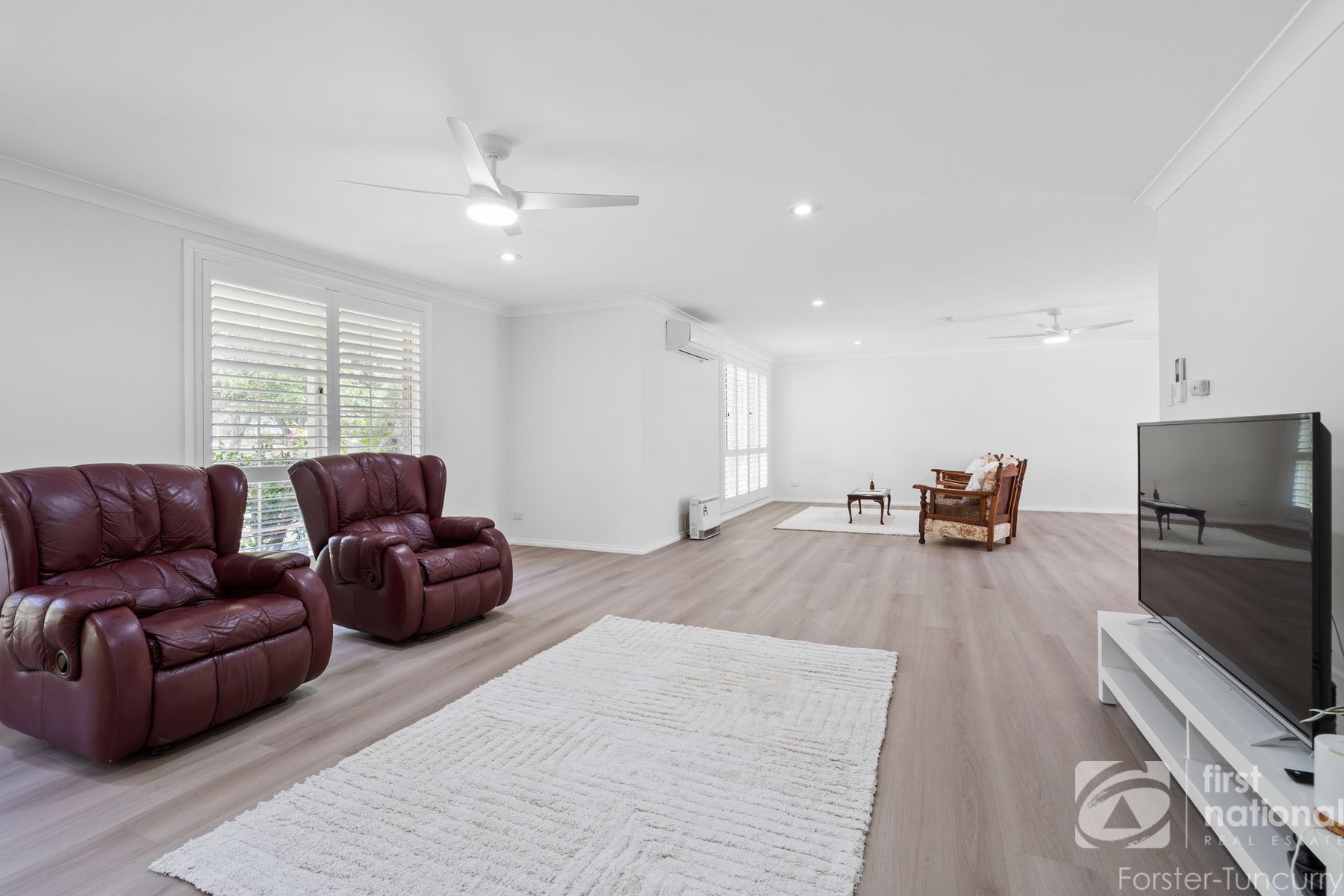 13 Tulloch Road, Tuncurry NSW 2428, Tuncurry - Thumbnail 4
