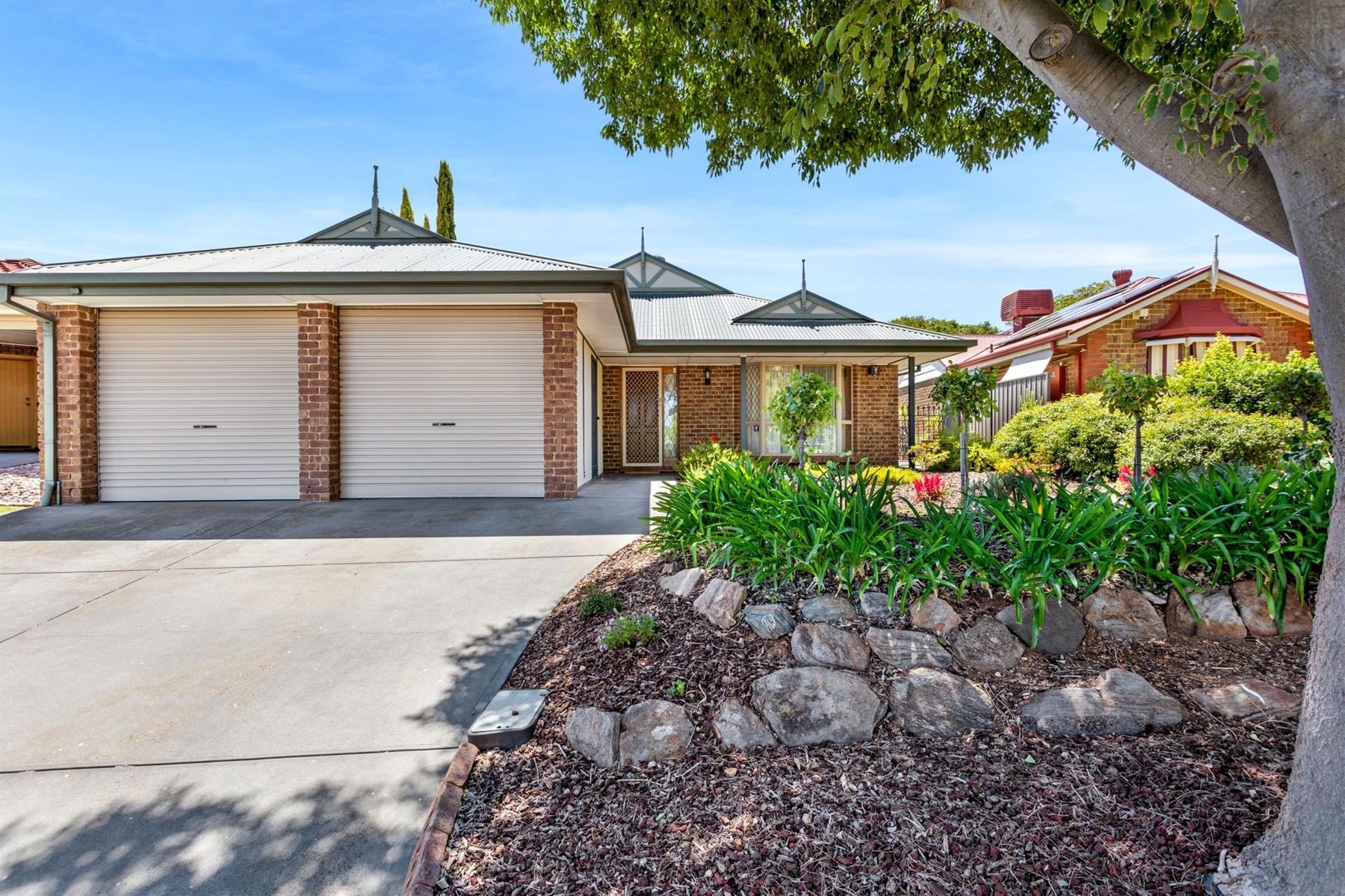 13 Aurora Circuit, Greenwith - Image 1