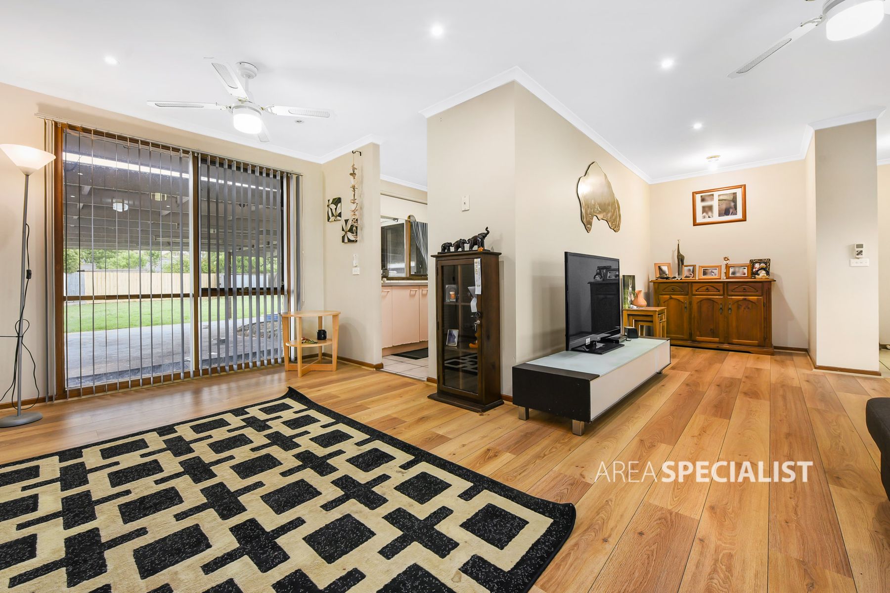 9 Diosma Court, Cranbourne North, VIC 3977, Cranbourne North - Thumbnail 4