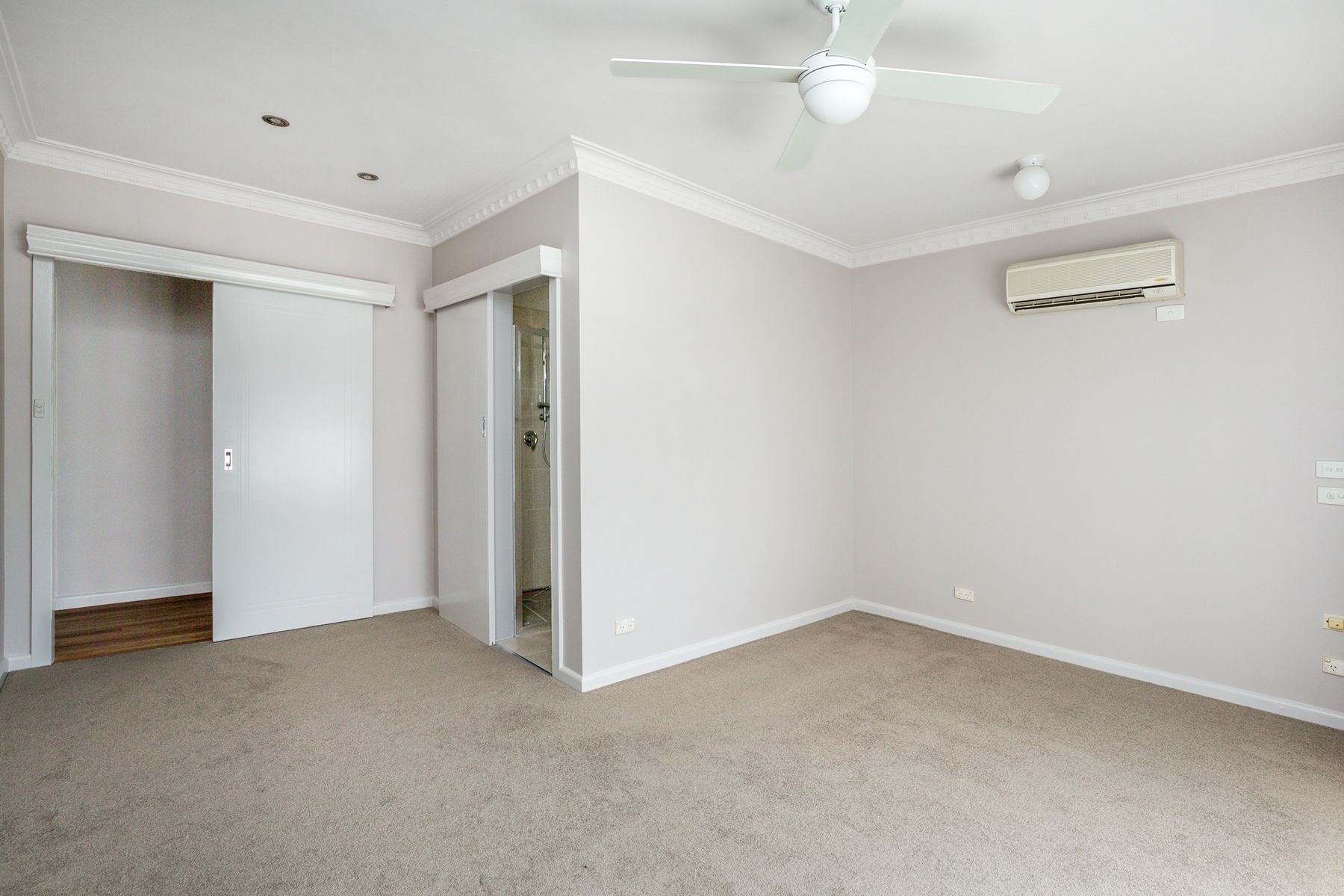 1 Fifth Avenue, White Hills VIC 3550, White Hills - Thumbnail 4