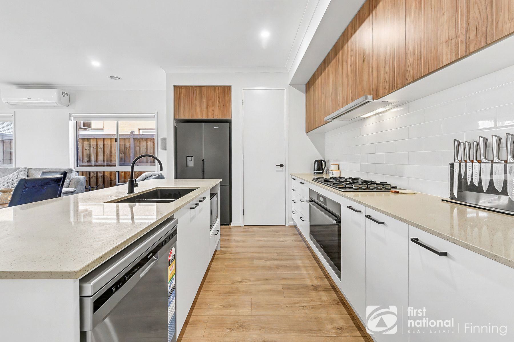 13 Bambusa Way, Clyde North VIC 3978, Clyde North - Thumbnail 5