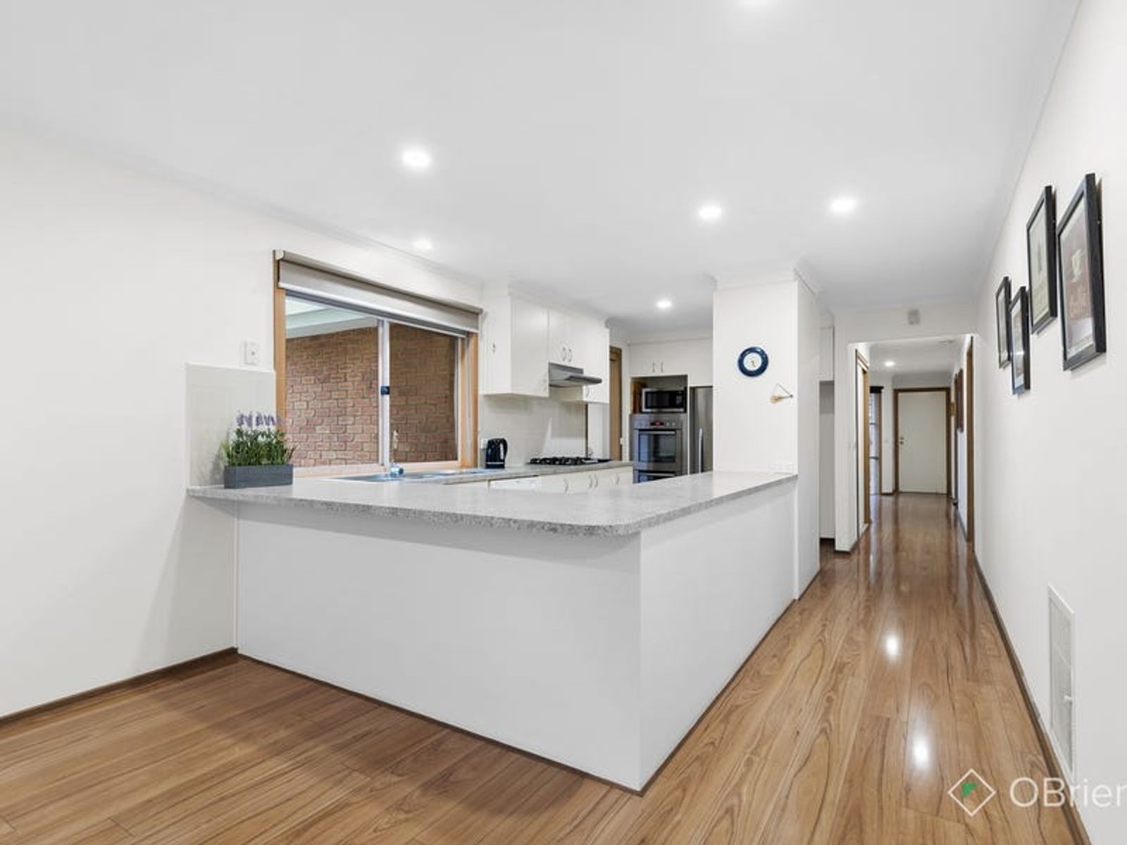 10 Maryrose Crescent, Endeavour Hills, VIC 3802, Endeavour Hills - Thumbnail 5