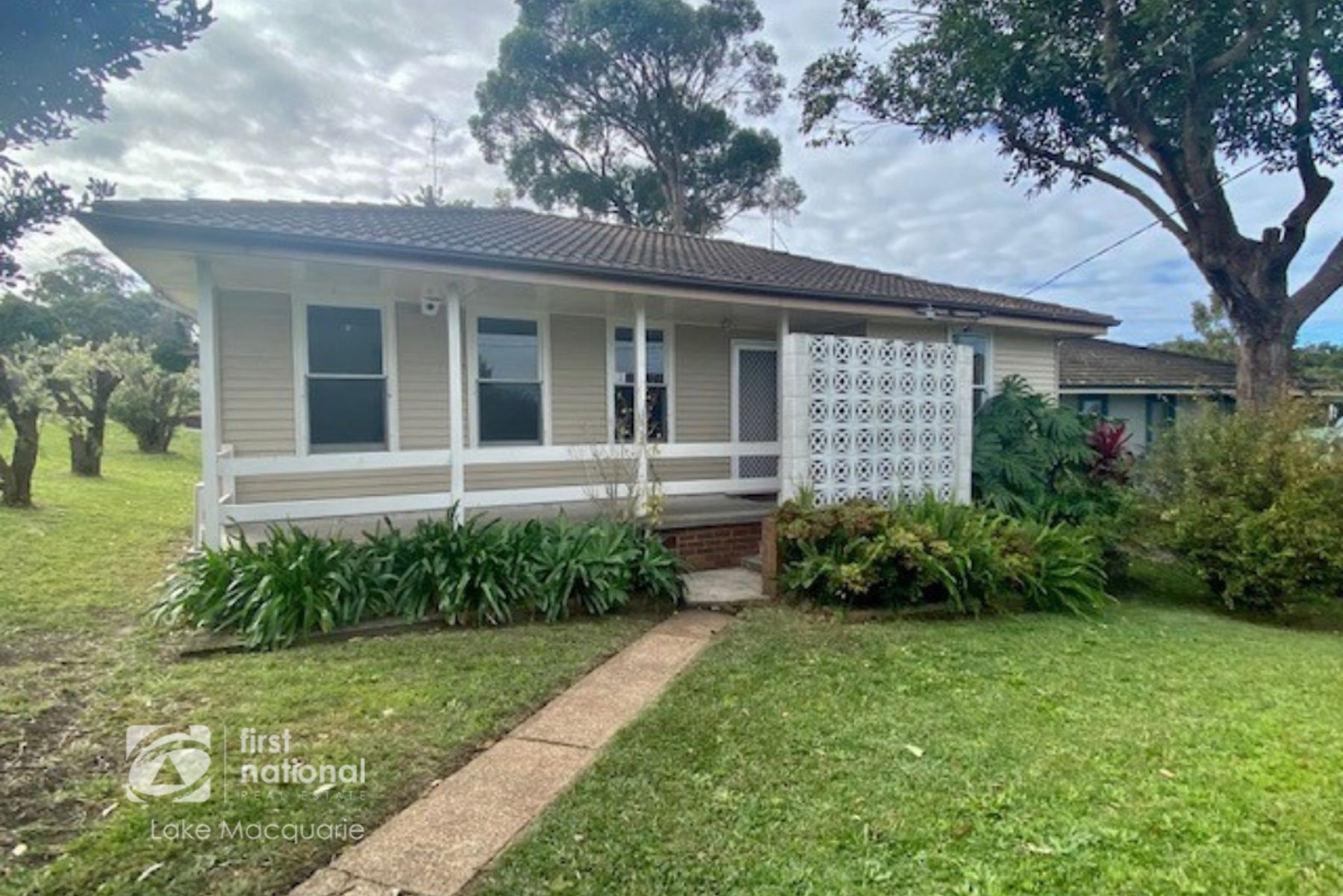 43 Carbeen Street, Gateshead NSW 2290