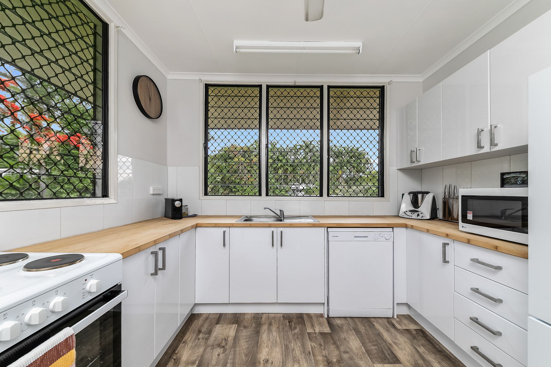 12 Bougainvilia Street, Nightcliff NT 0810, Nightcliff - Thumbnail 4
