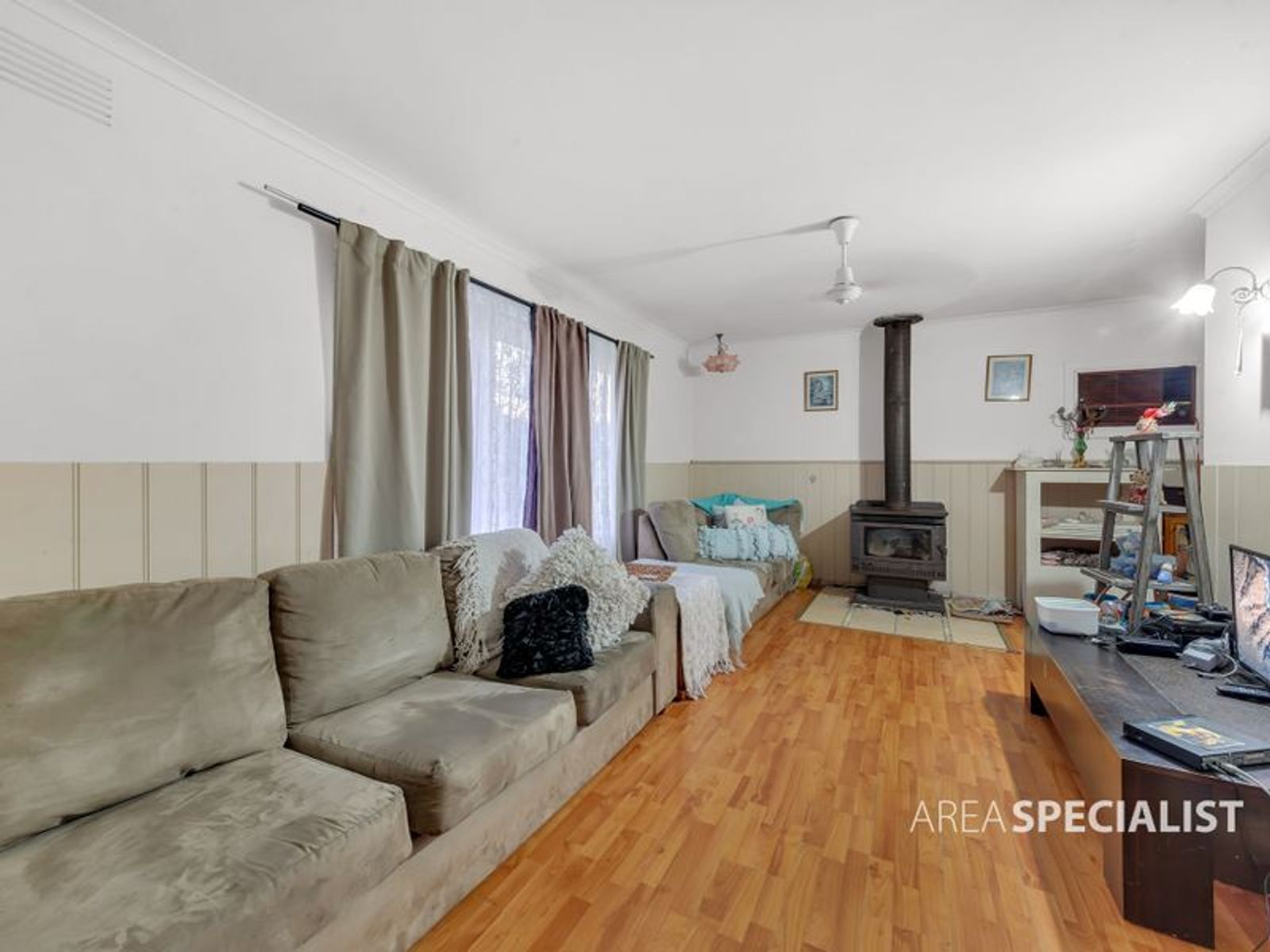 3 Ainsleigh Court, Cranbourne West, VIC 3977, Cranbourne West - Thumbnail 2