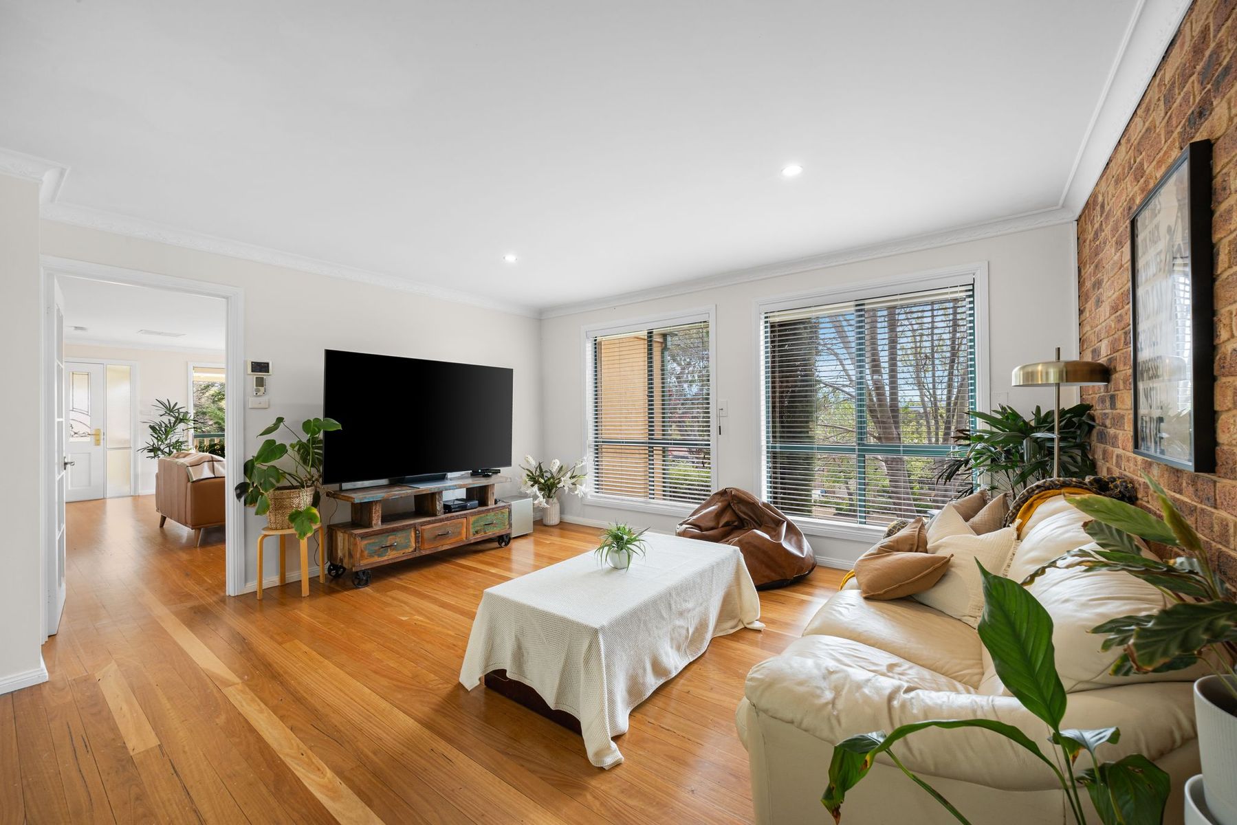 8 Sycamore Street, Jerrabomberra - Thumbnail 6