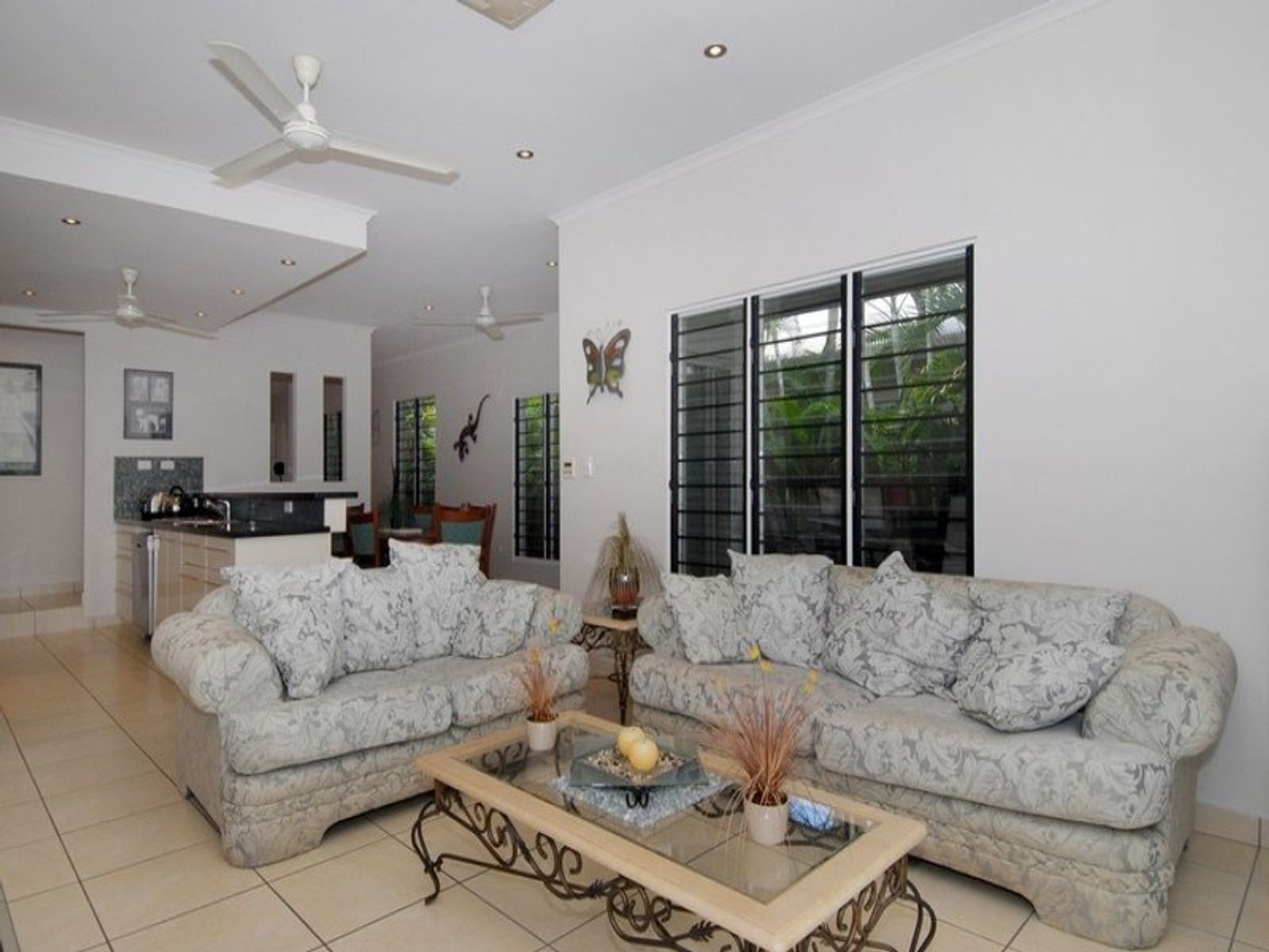 9 Montgomerie Street, Coconut Grove NT 0810, Coconut Grove - Thumbnail 2