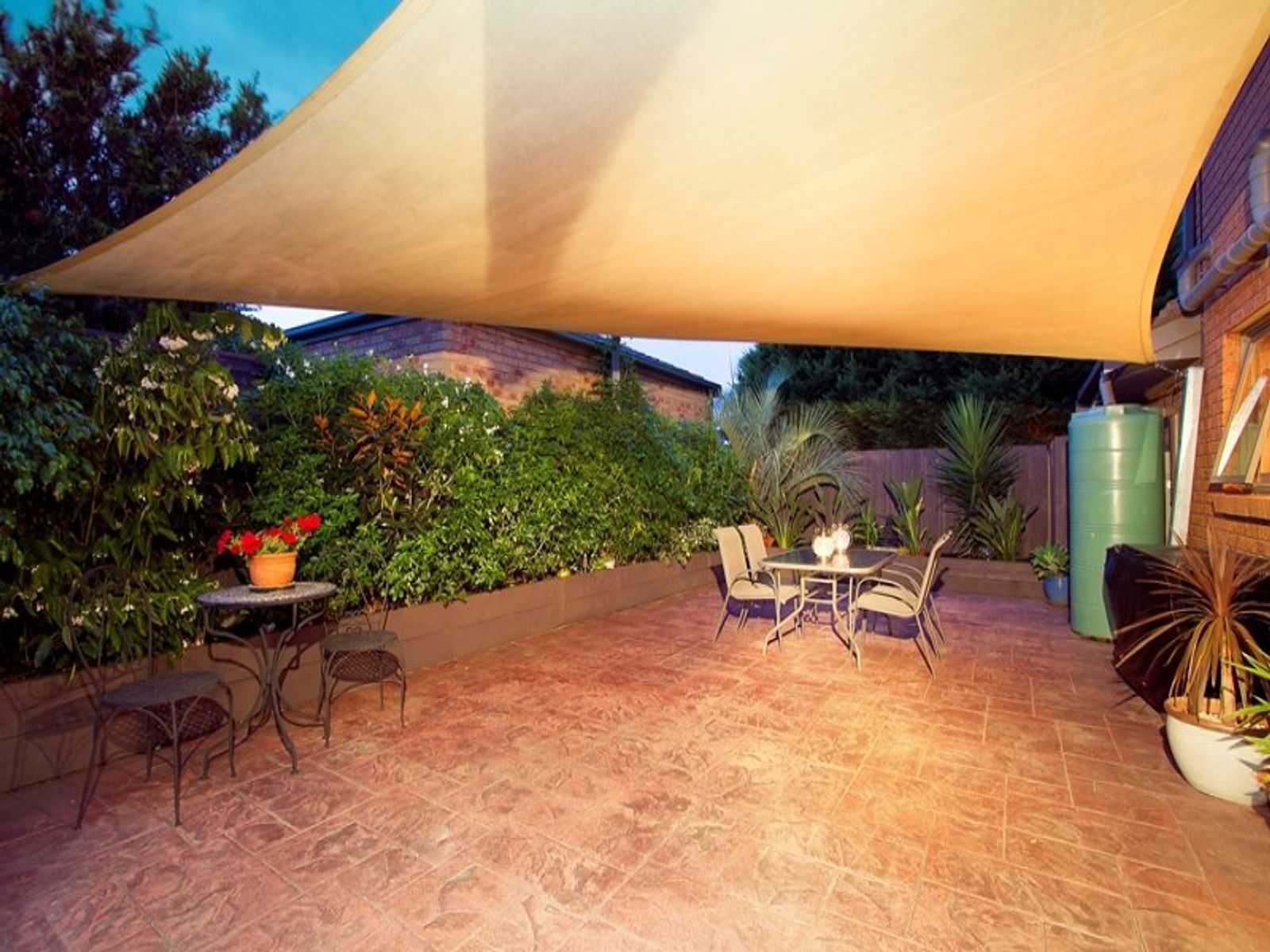 12 Nurten Parade, Aspendale Gardens, VIC 3195, Aspendale Gardens - Thumbnail 2