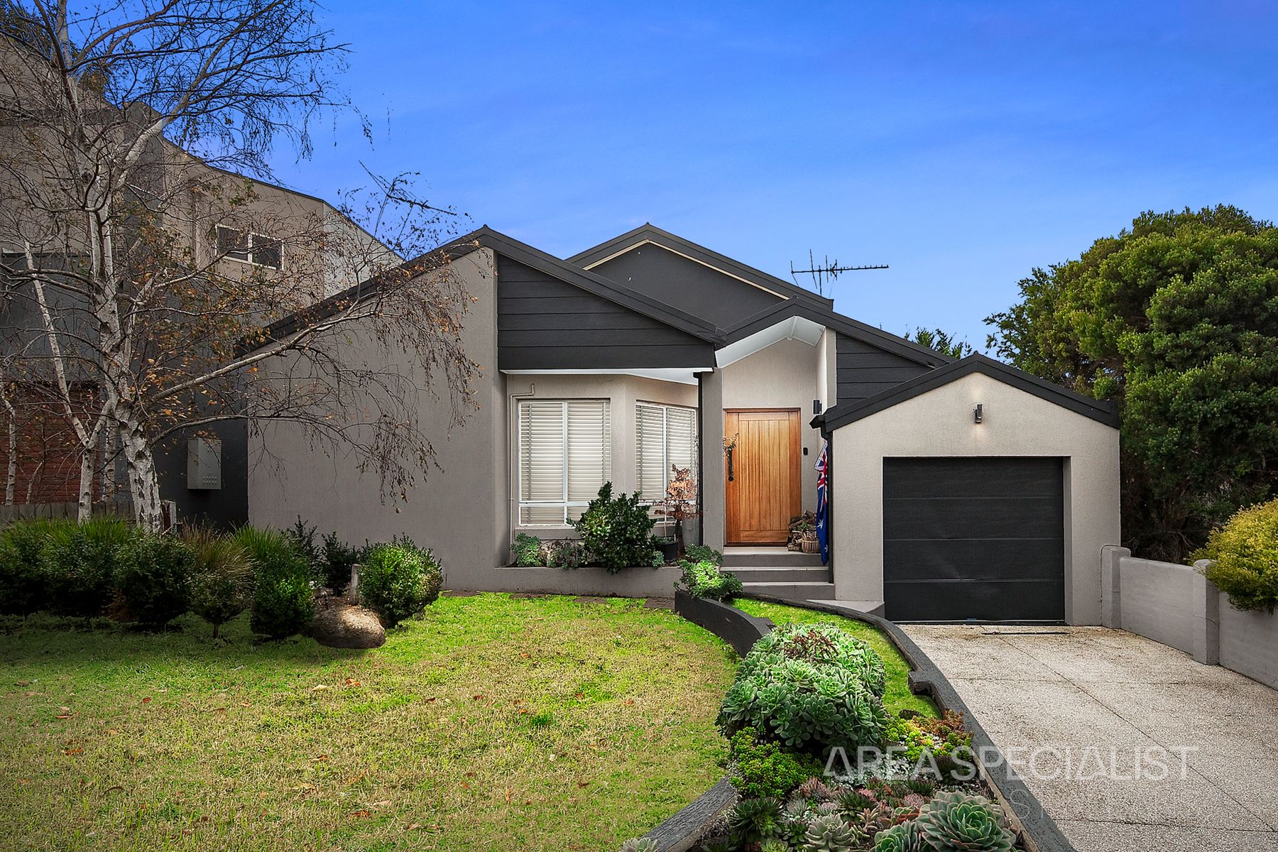 7 Downland Square, Avondale Heights, Avondale Heights - Thumbnail 2