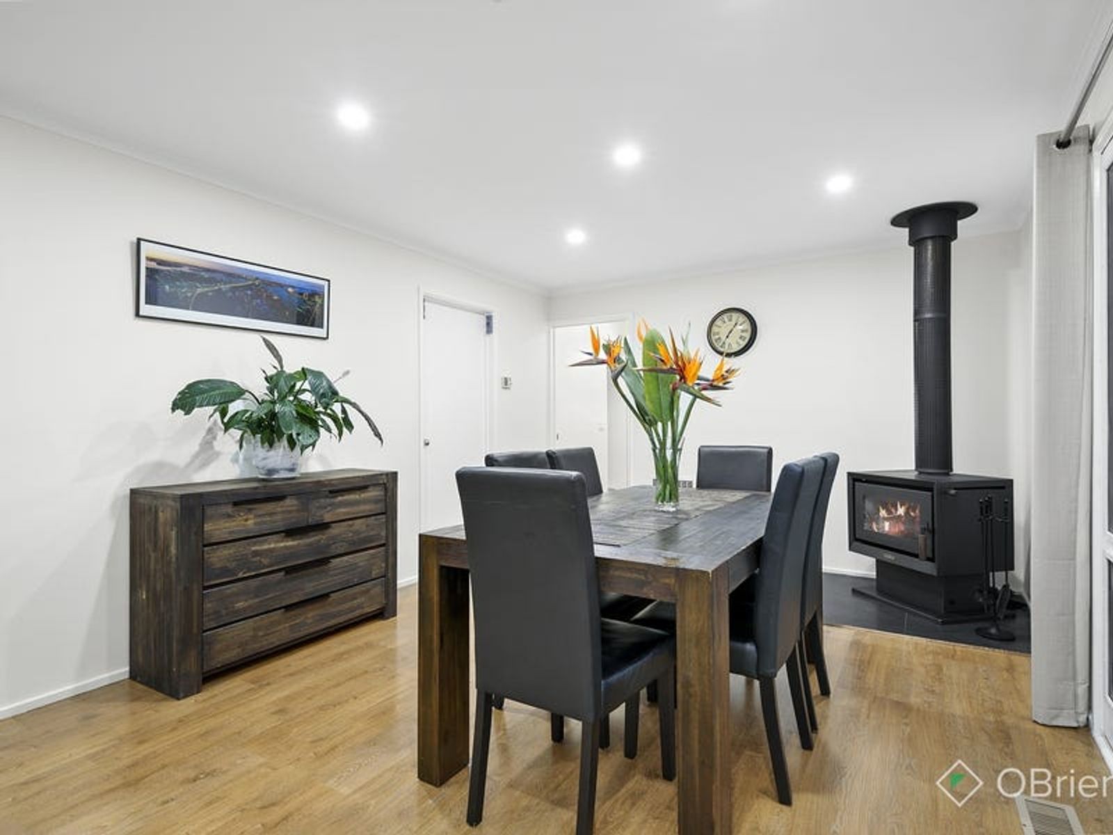 13 William Perry, Endeavour Hills, VIC 3802, Endeavour Hills - Thumbnail 3