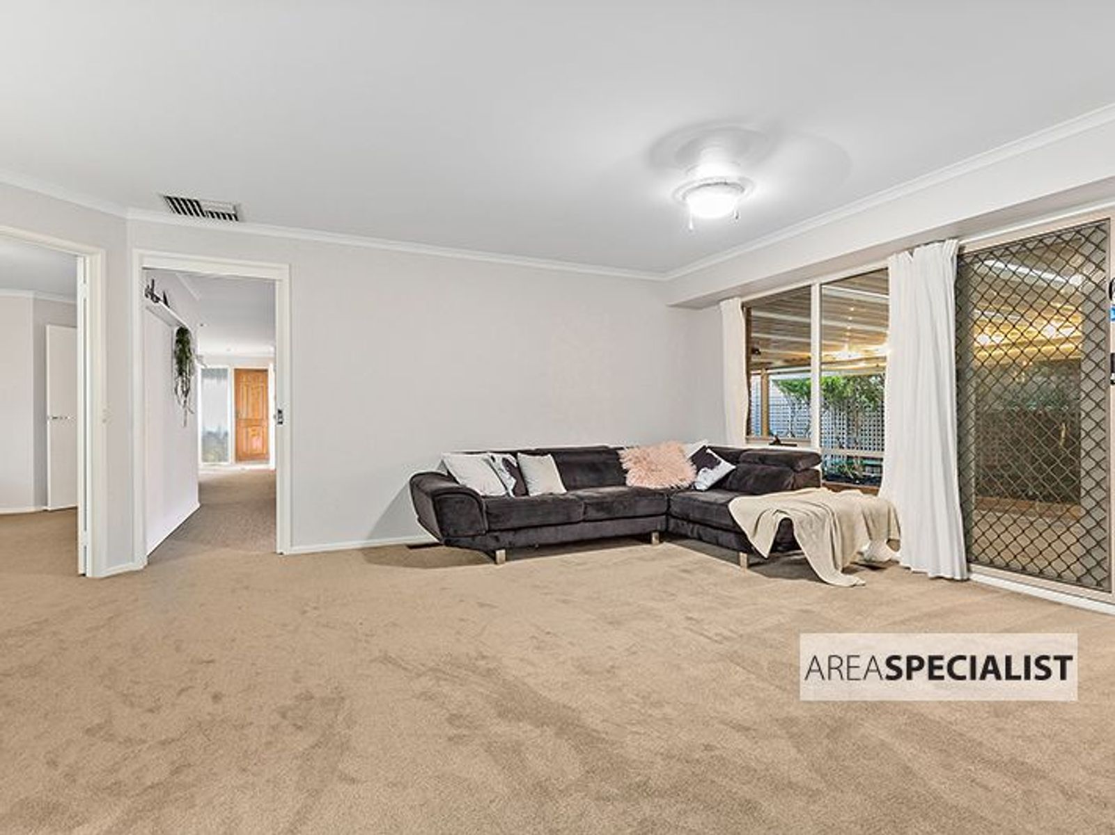 95 Waverley Park Drive, Cranbourne North, VIC 3977, Cranbourne North - Thumbnail 4