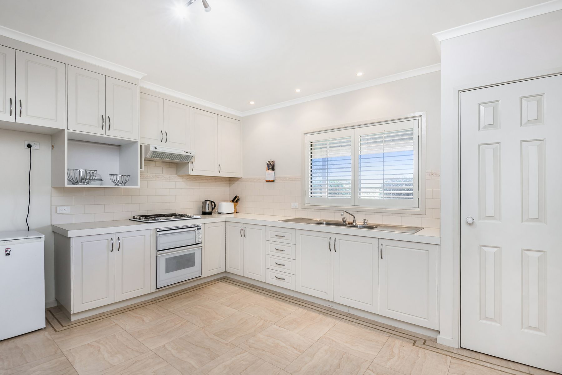 1/7 Paperbark Court, Strathdale, VIC 3550, Strathdale - Thumbnail 3