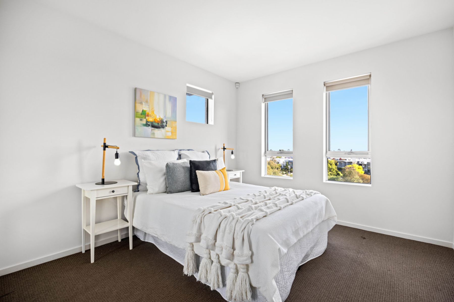 33/44, Mawson Lakes - Thumbnail 6