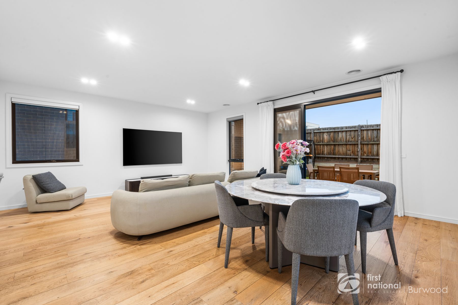 40 Rustic Avenue, Burwood East VIC 3151, Burwood East - Thumbnail 4