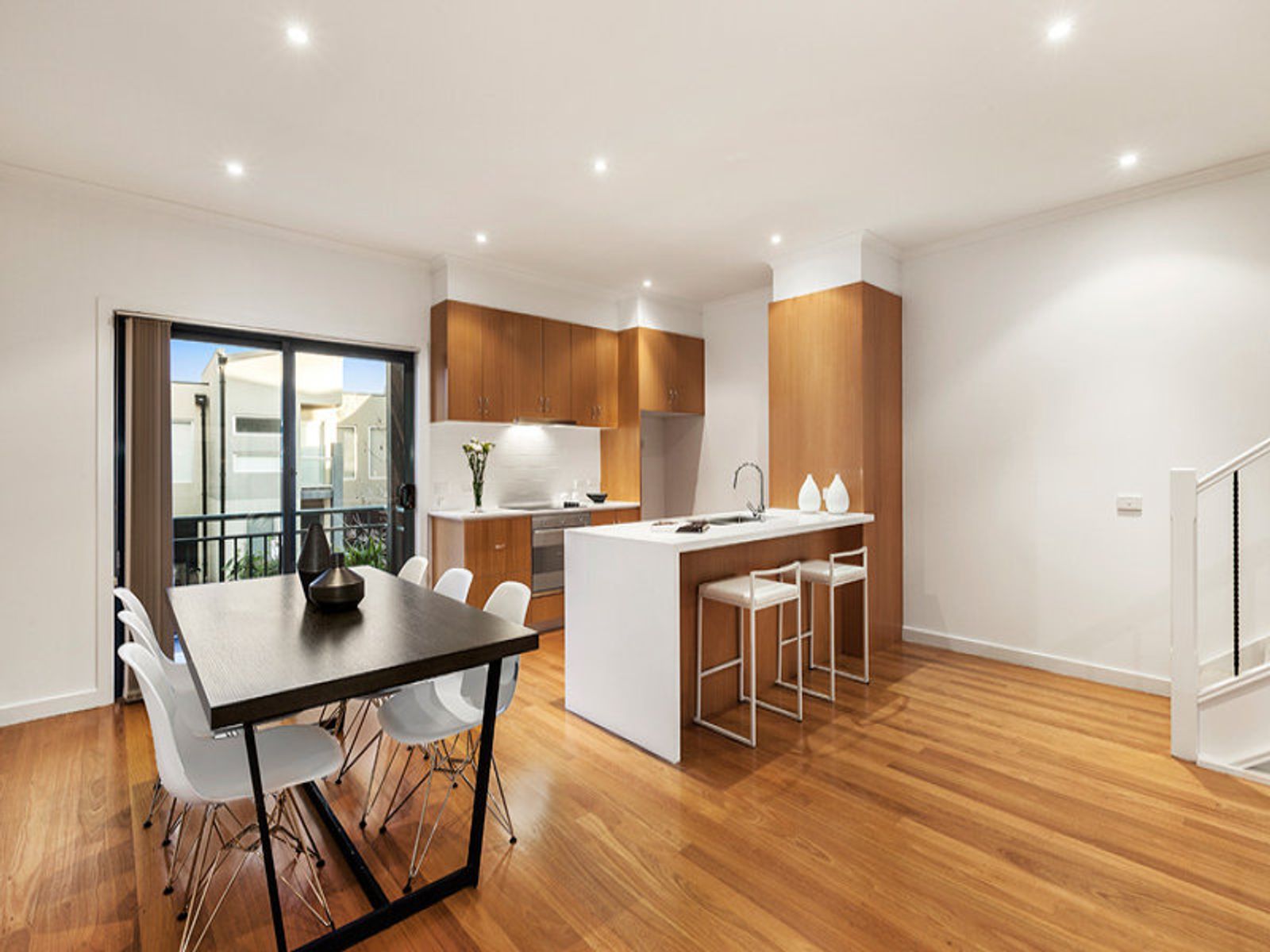 196 Stockmans Way, Kensington - Thumbnail 3