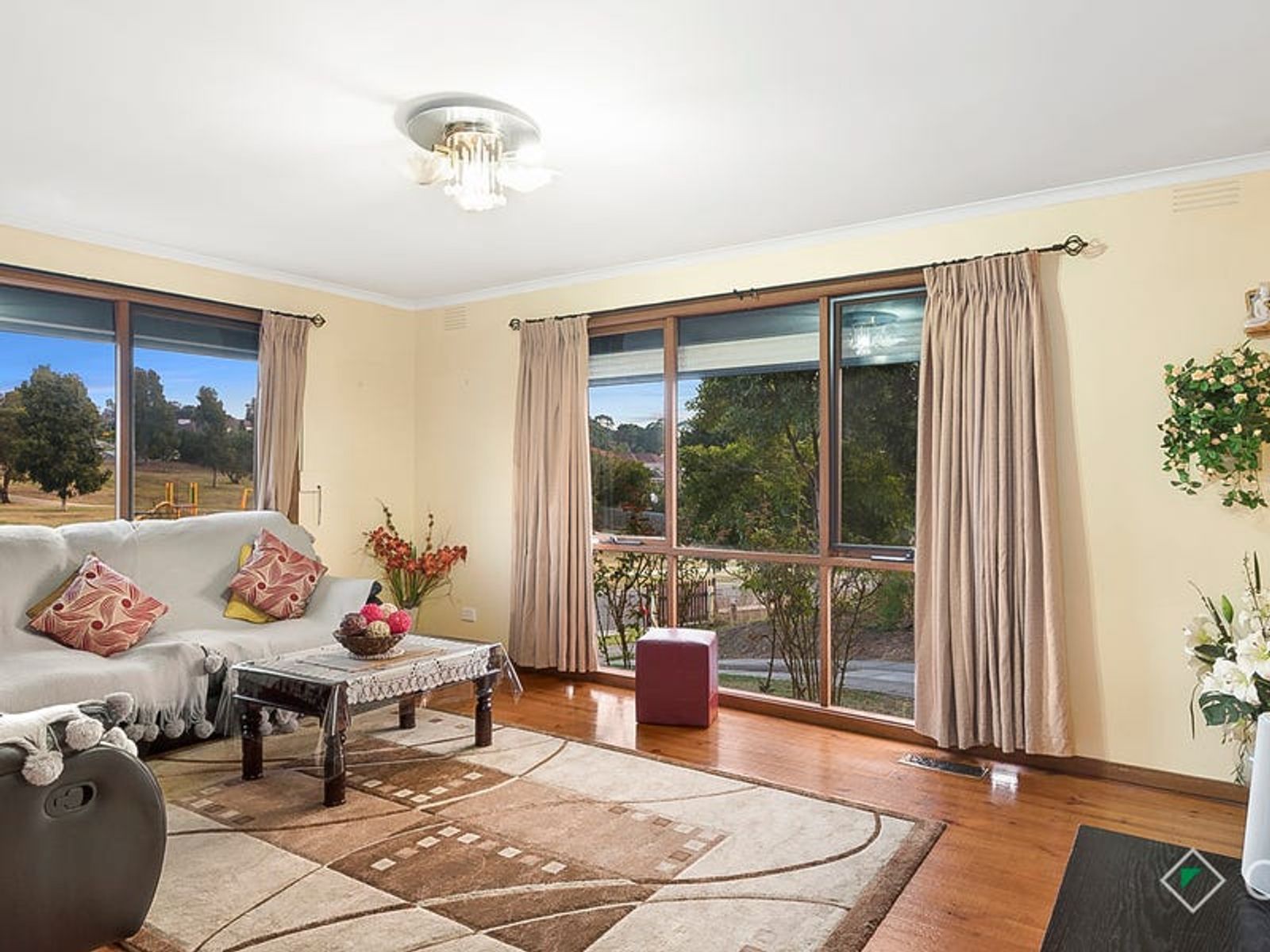 27 Crossdale Rise, Endeavour Hills, VIC 3802, Endeavour Hills - Thumbnail 2