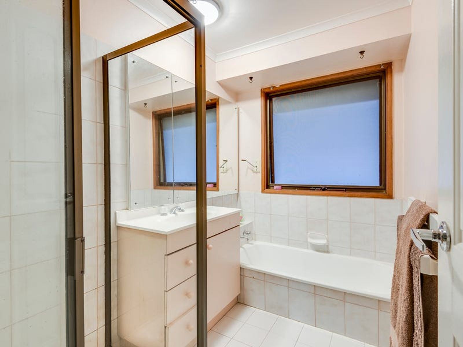 22 Broadwalk Grove, Endeavour Hills, VIC 3802, Endeavour Hills - Thumbnail 7