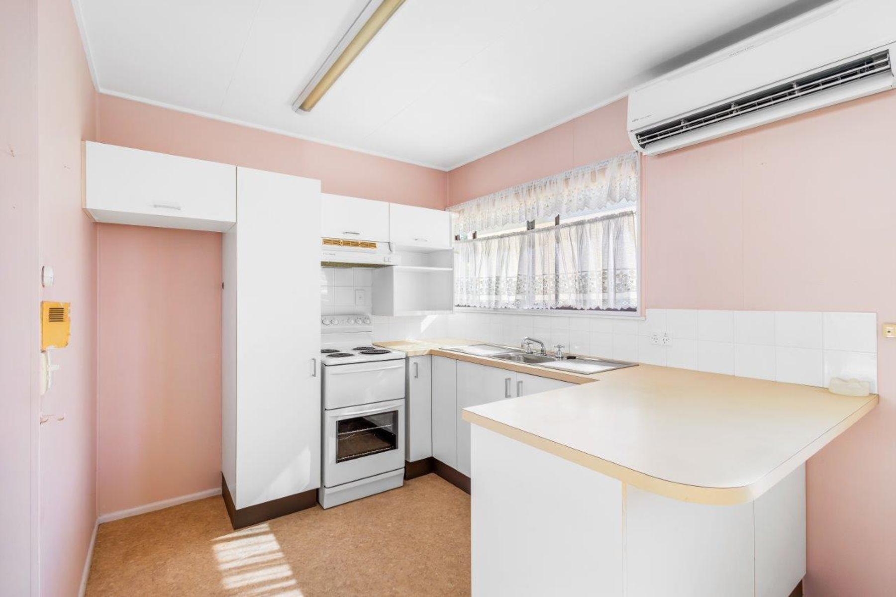 1/4 Birdwood Street, Golden Beach QLD 4551, Golden Beach - Thumbnail 6