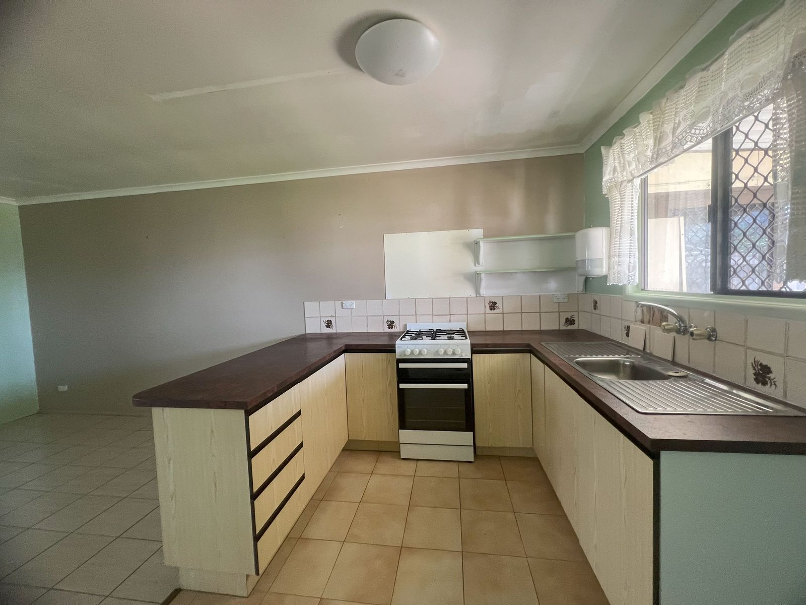 8 Homann Street, Buxton, QLD 4660, Buxton - Thumbnail 4
