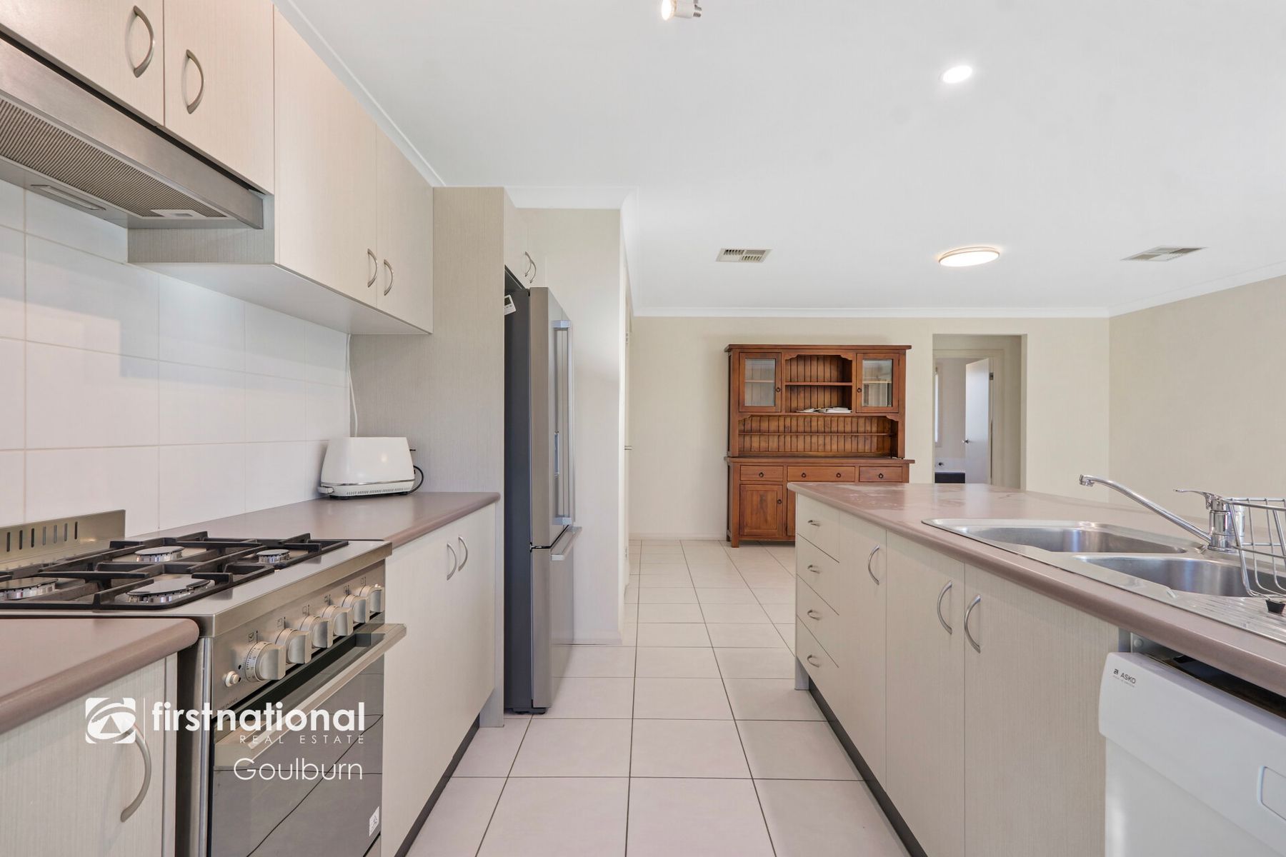 14 Redman Circuit, Goulburn NSW 2580, Goulburn - Thumbnail 4