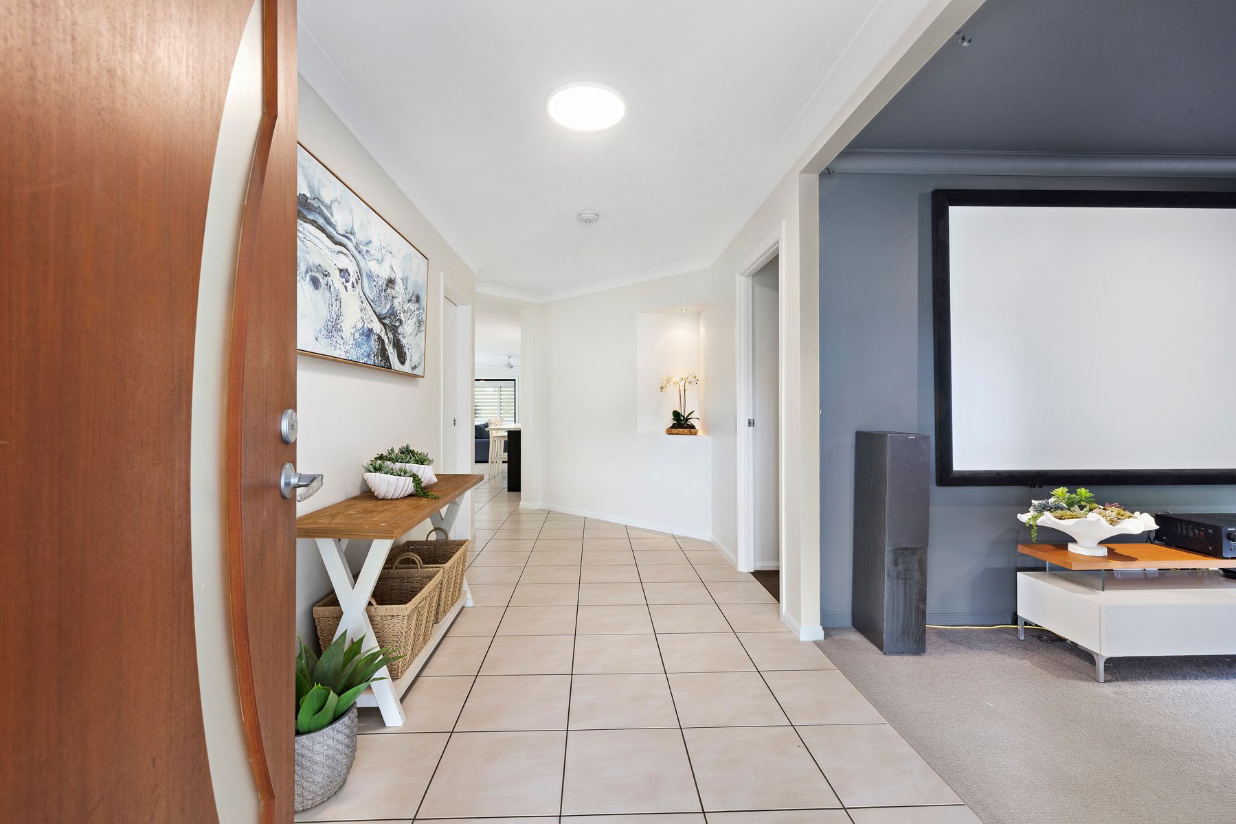 68 Ebony Crescent, Redland Bay QLD 4165, Redland Bay - Thumbnail 3