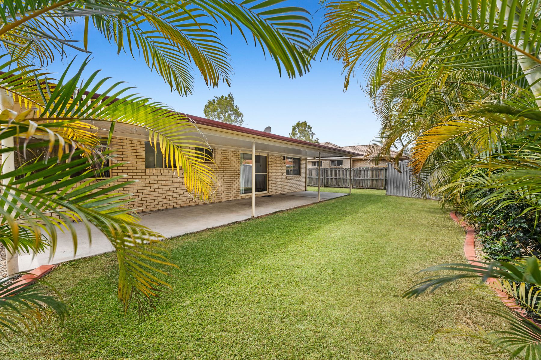 3 Caulfield Drive, Loganlea QLD 4131, Loganlea - Thumbnail 2