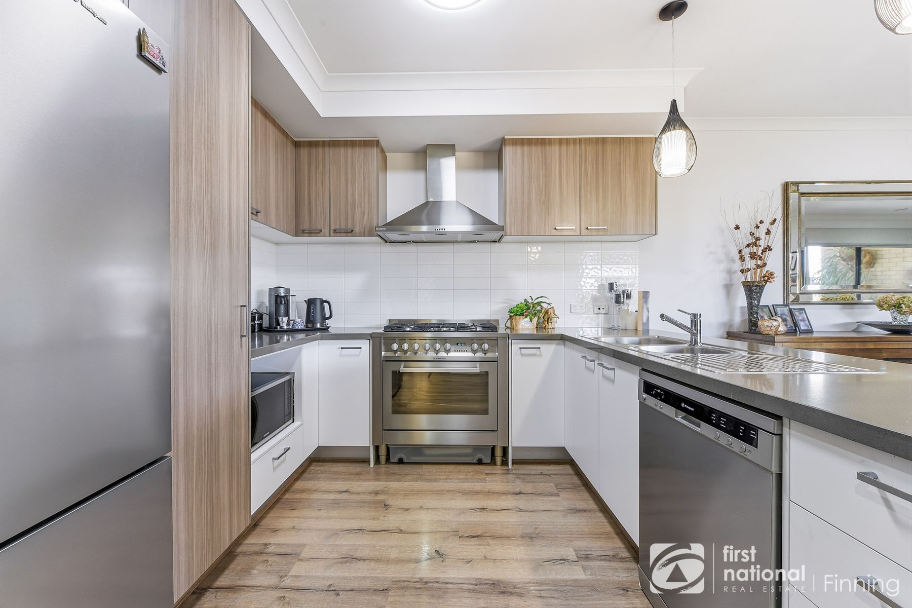 143C Wheelers Park Drive, Cranbourne North VIC 3977, Cranbourne North - Thumbnail 3