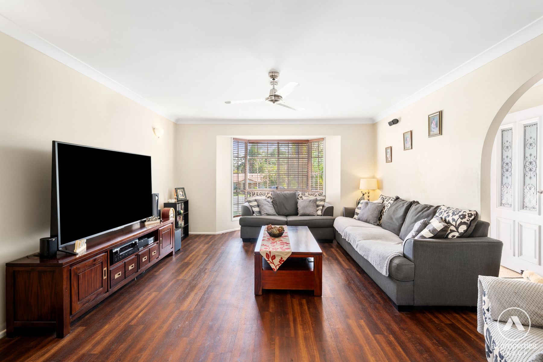 8 Weldon Court, Hillcrest QLD 4118, Hillcrest - Thumbnail 4