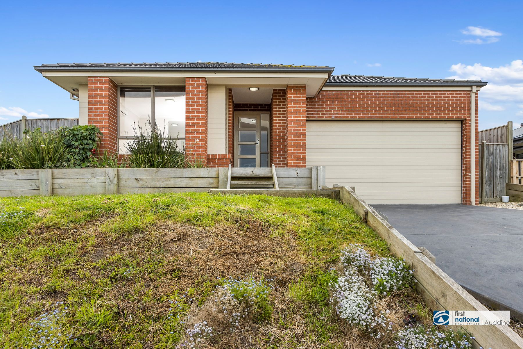 16 Massimo Way, Korumburra VIC 3950