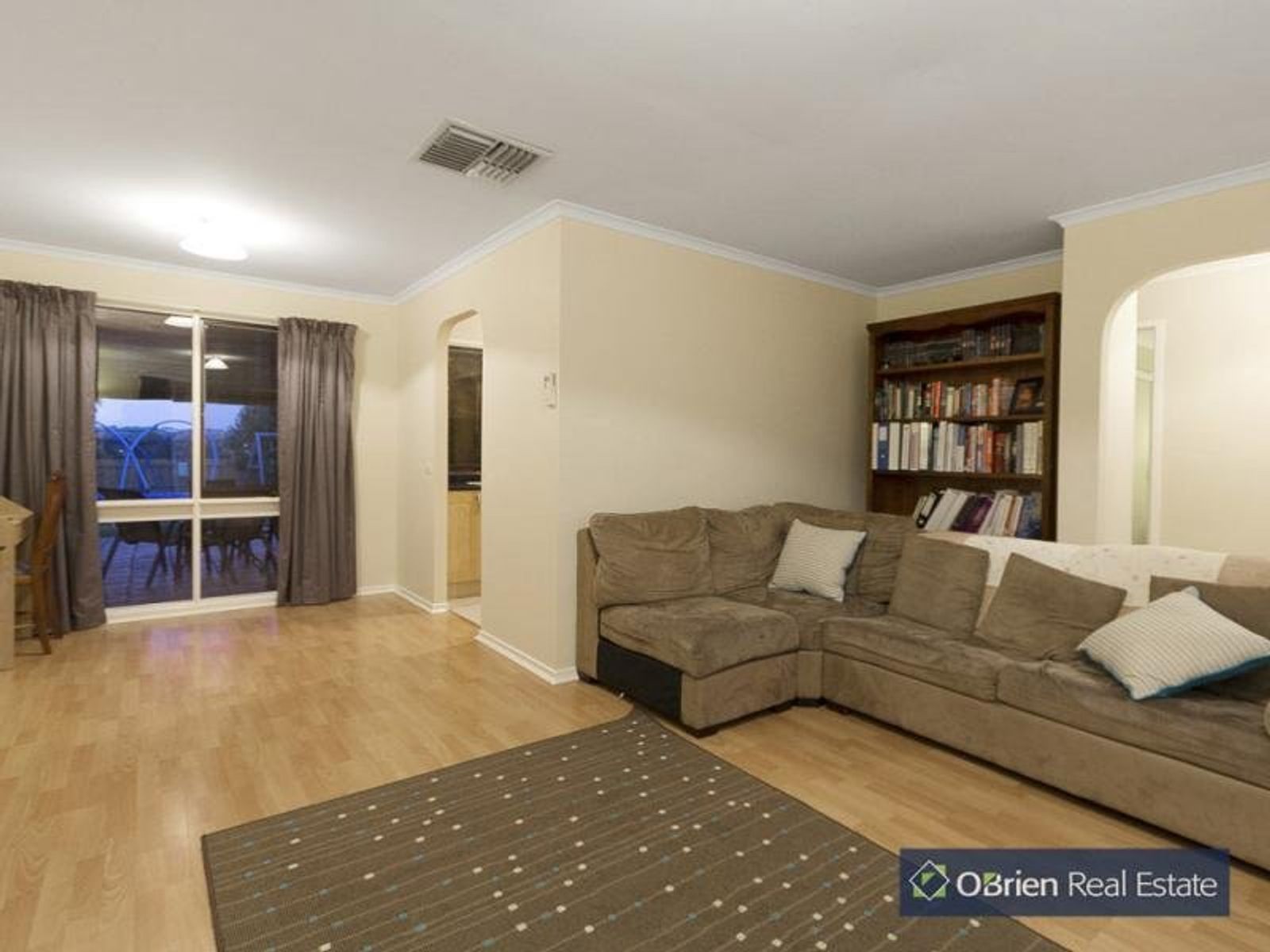 31 George Chudleigh Drive, Hallam, VIC 3803, Hallam - Thumbnail 2