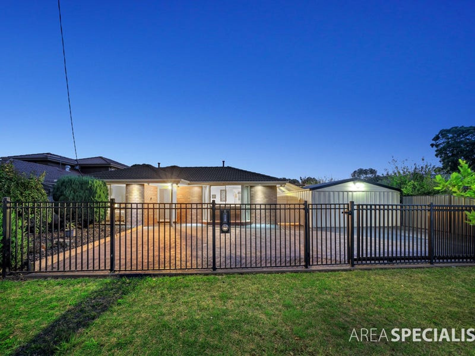 6 Jade Court, Hampton Park, VIC 3976, Hampton Park - Thumbnail 2