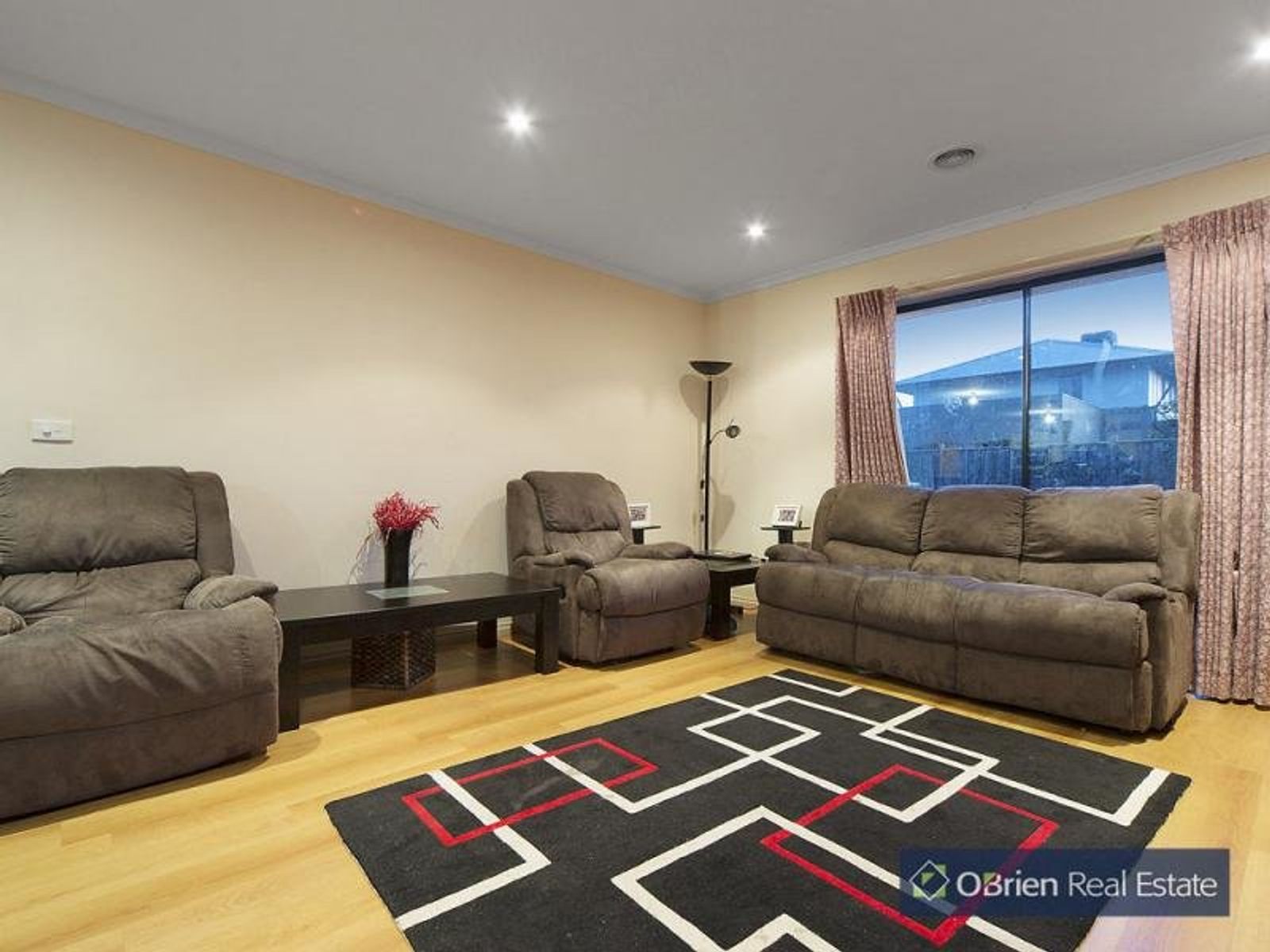 13 Bordeaux Grove, Narre Warren South, VIC 3805, Narre Warren South - Thumbnail 4
