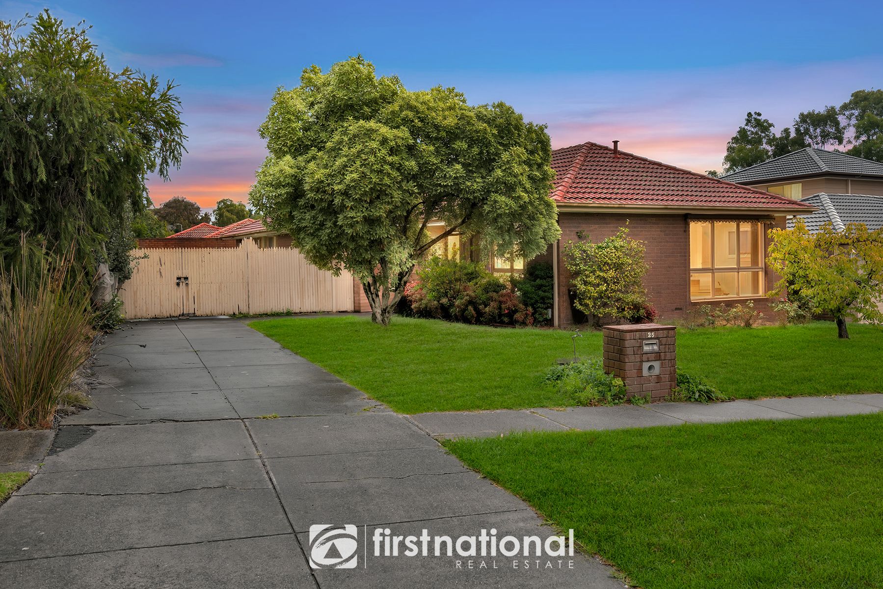 25 Grove End Road, Endeavour Hills VIC 3802, Endeavour Hills - Image 1