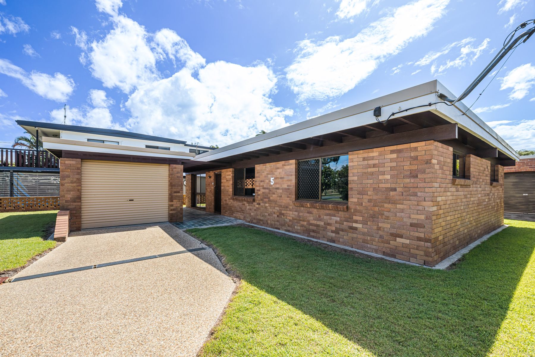 5 Casuarina Street, Bellara - Image 1